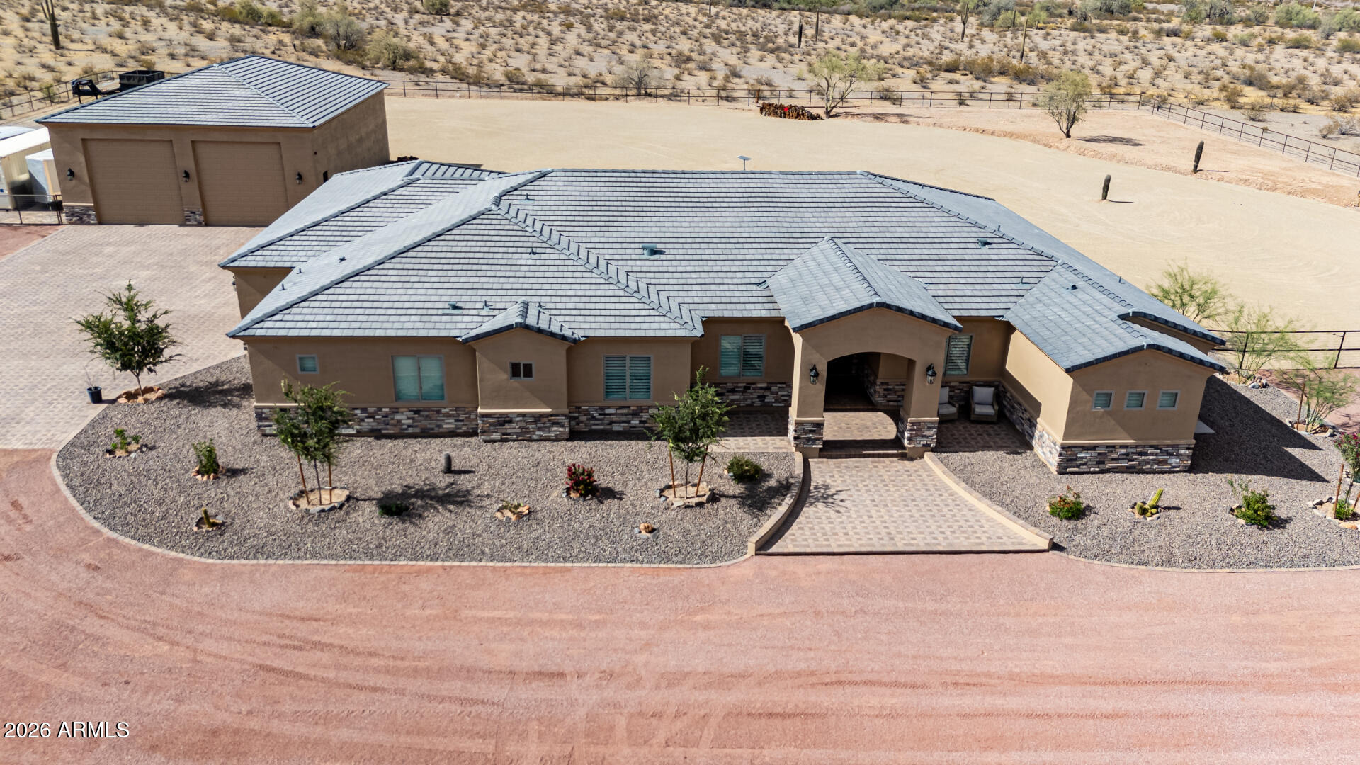 SAGUARO VIEW - Residential