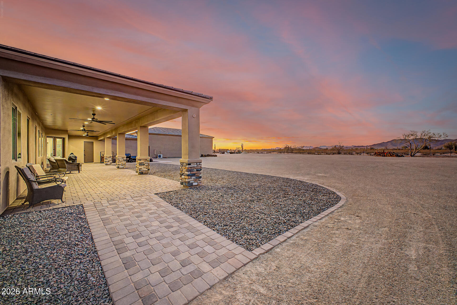 SAGUARO VIEW - Residential