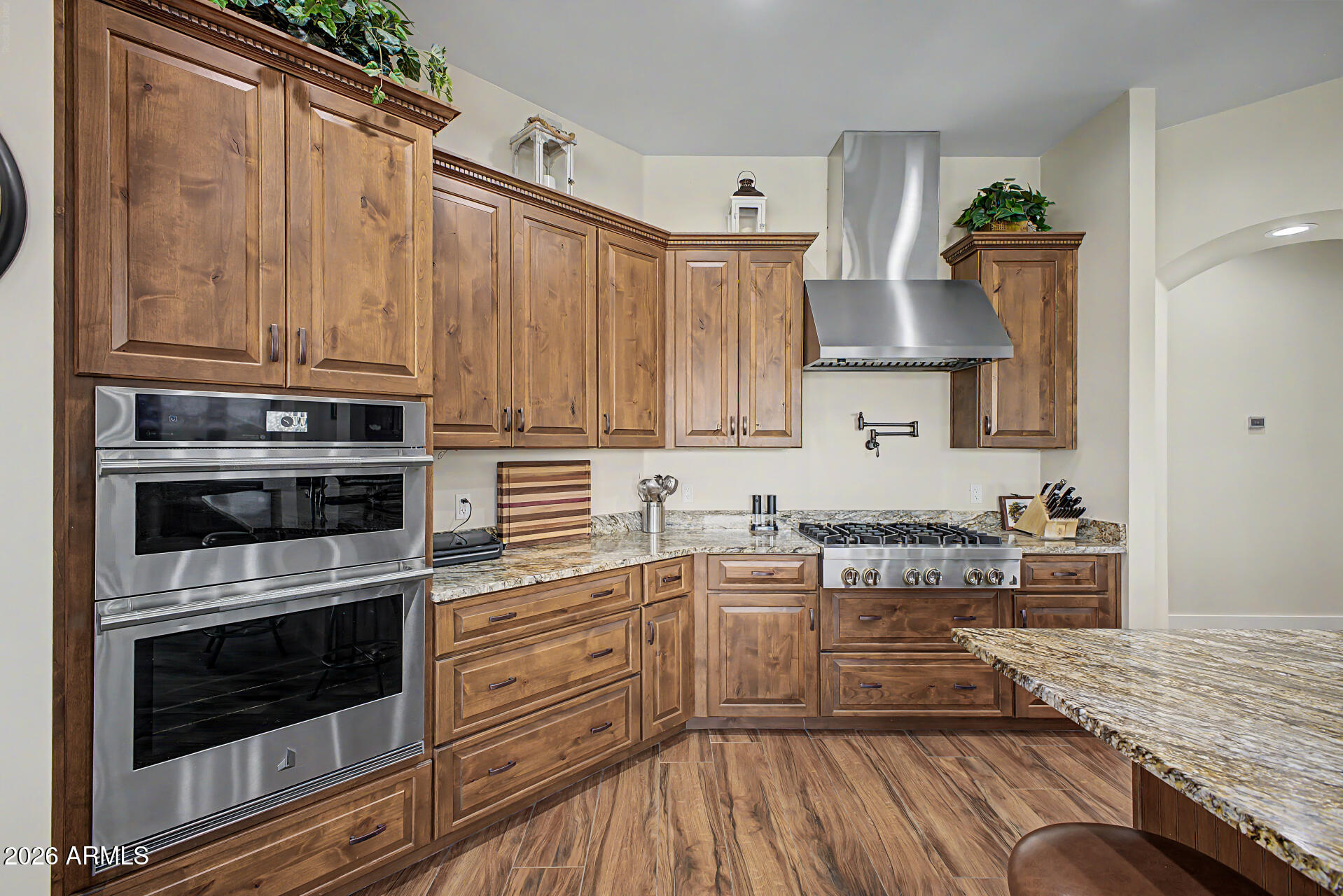 SAGUARO VIEW - Residential