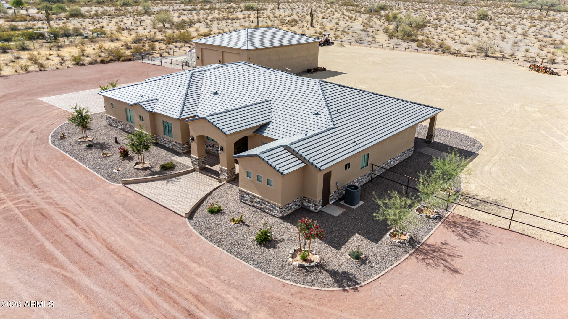 SAGUARO VIEW - Residential