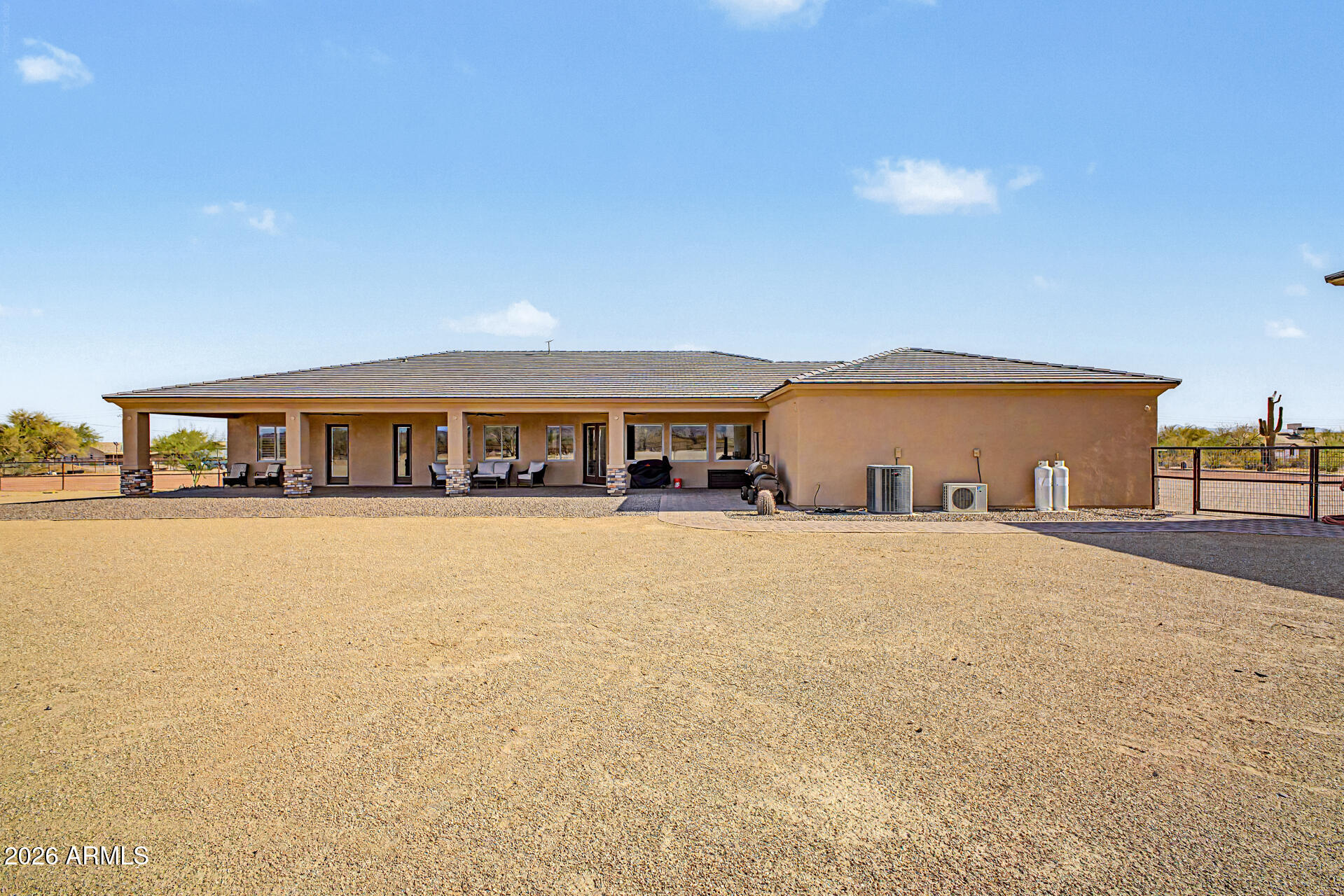 SAGUARO VIEW - Residential