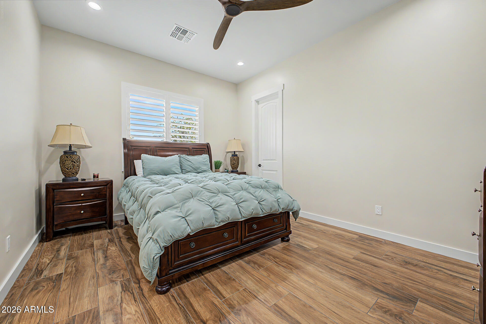 SAGUARO VIEW - Residential
