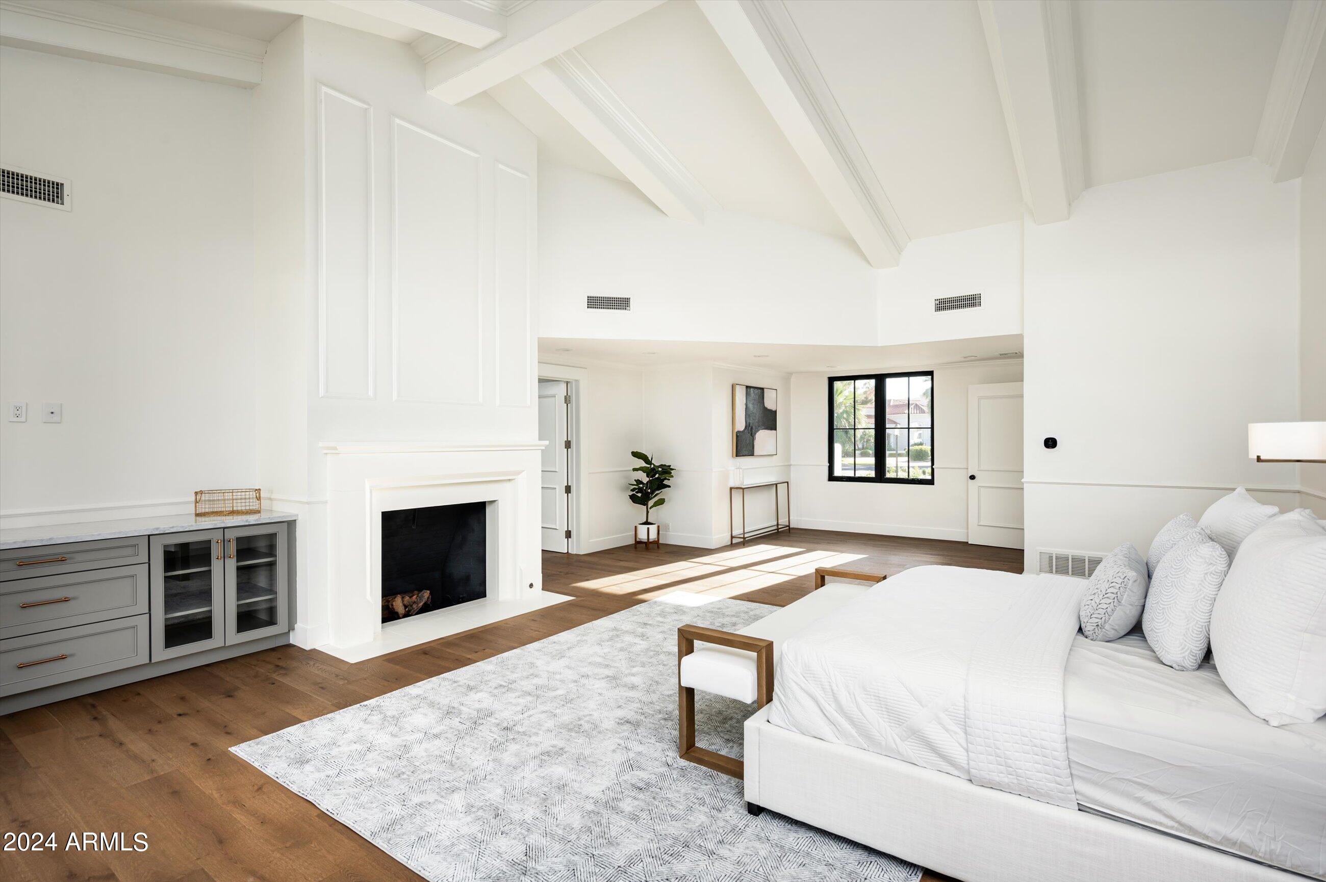 CAMELBACK COUNTRY ESTATES UNIT 1 - Residential