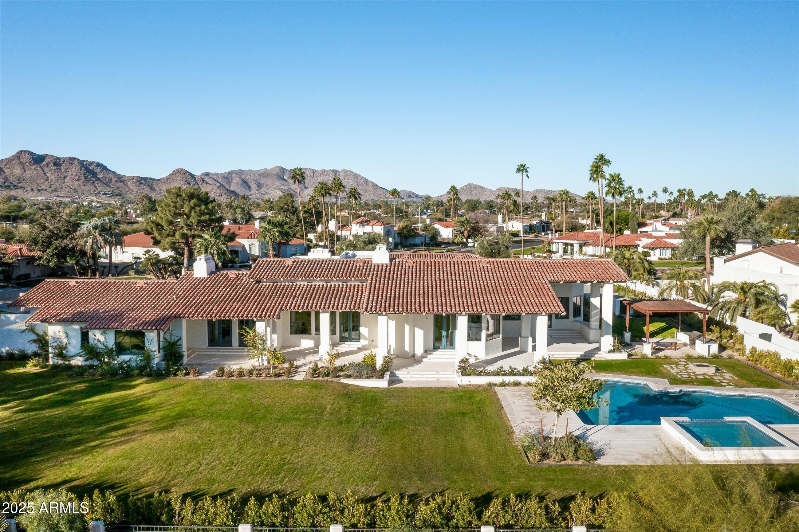 CAMELBACK COUNTRY ESTATES UNIT 1 - Residential