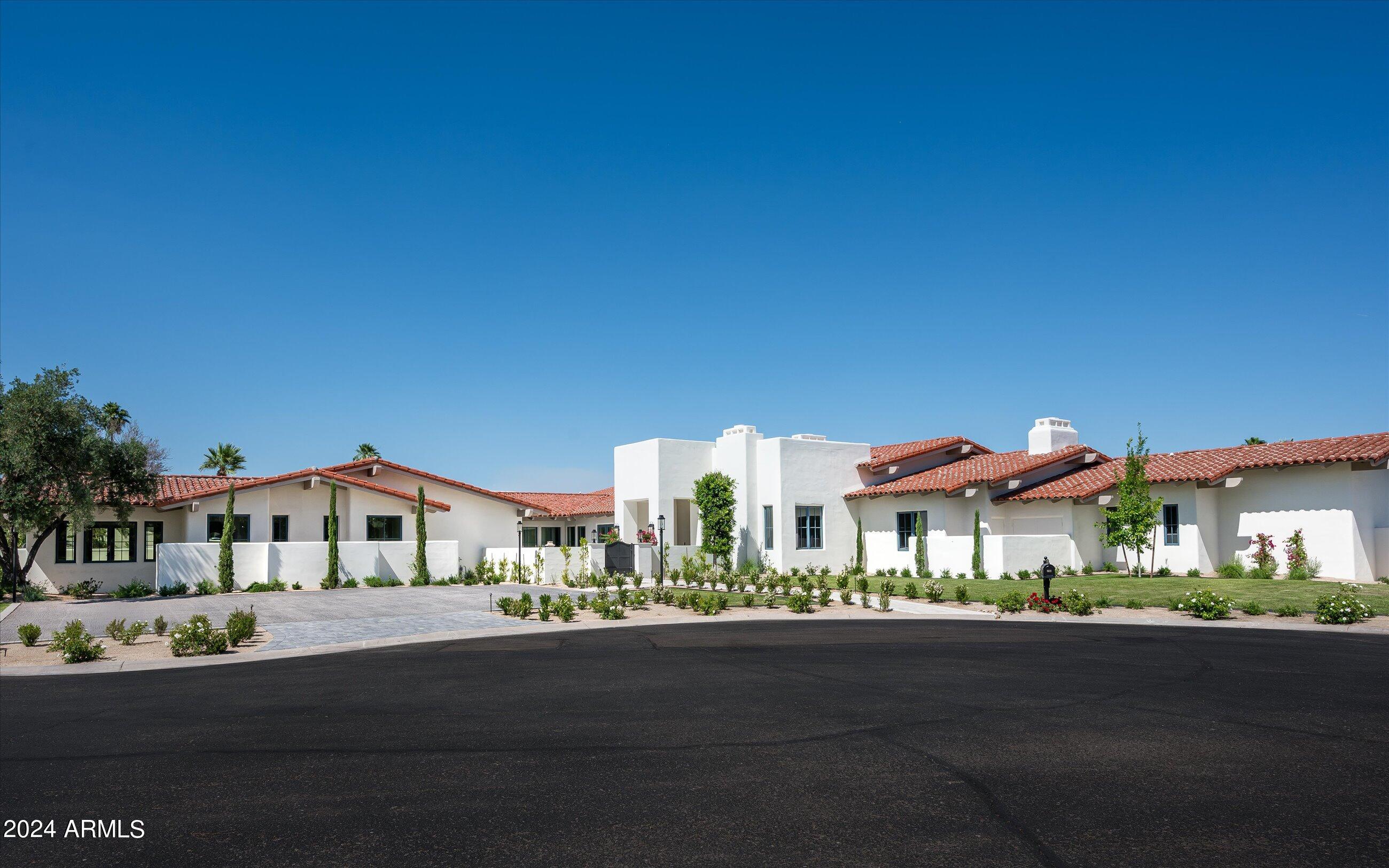 CAMELBACK COUNTRY ESTATES UNIT 1 - Residential