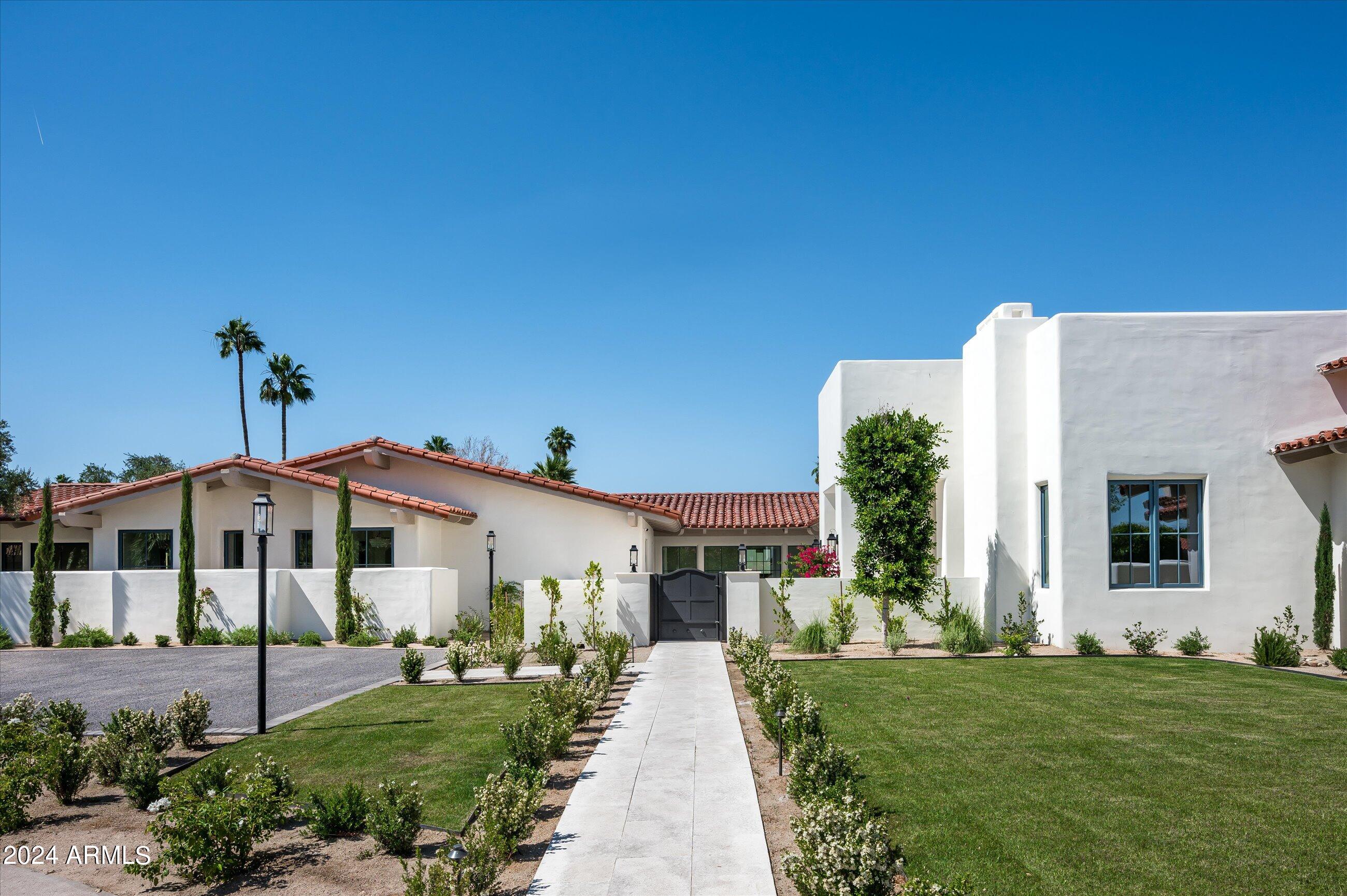 CAMELBACK COUNTRY ESTATES UNIT 1 - Residential