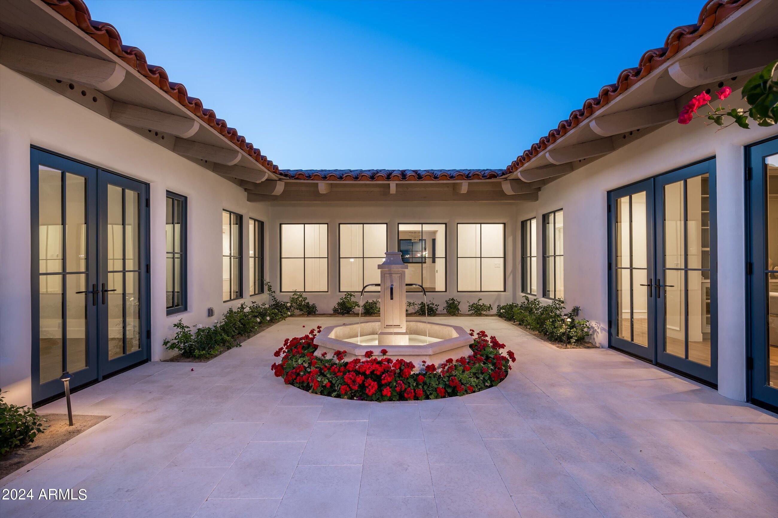 CAMELBACK COUNTRY ESTATES UNIT 1 - Residential