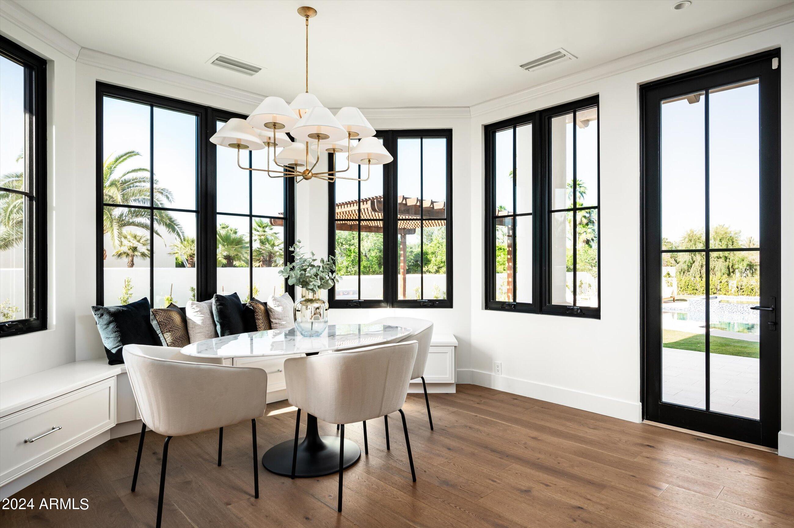 CAMELBACK COUNTRY ESTATES UNIT 1 - Residential