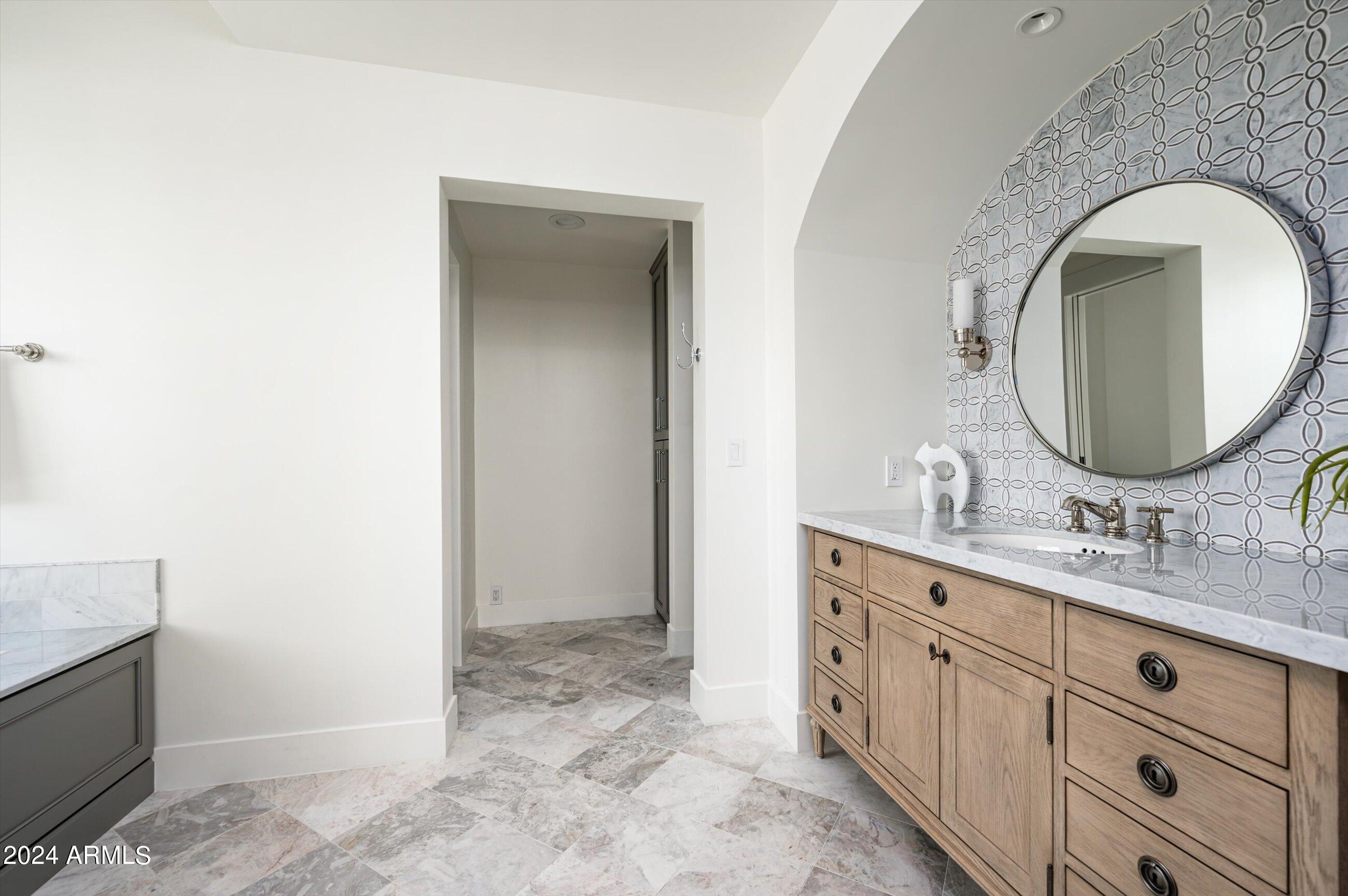 CAMELBACK COUNTRY ESTATES UNIT 1 - Residential