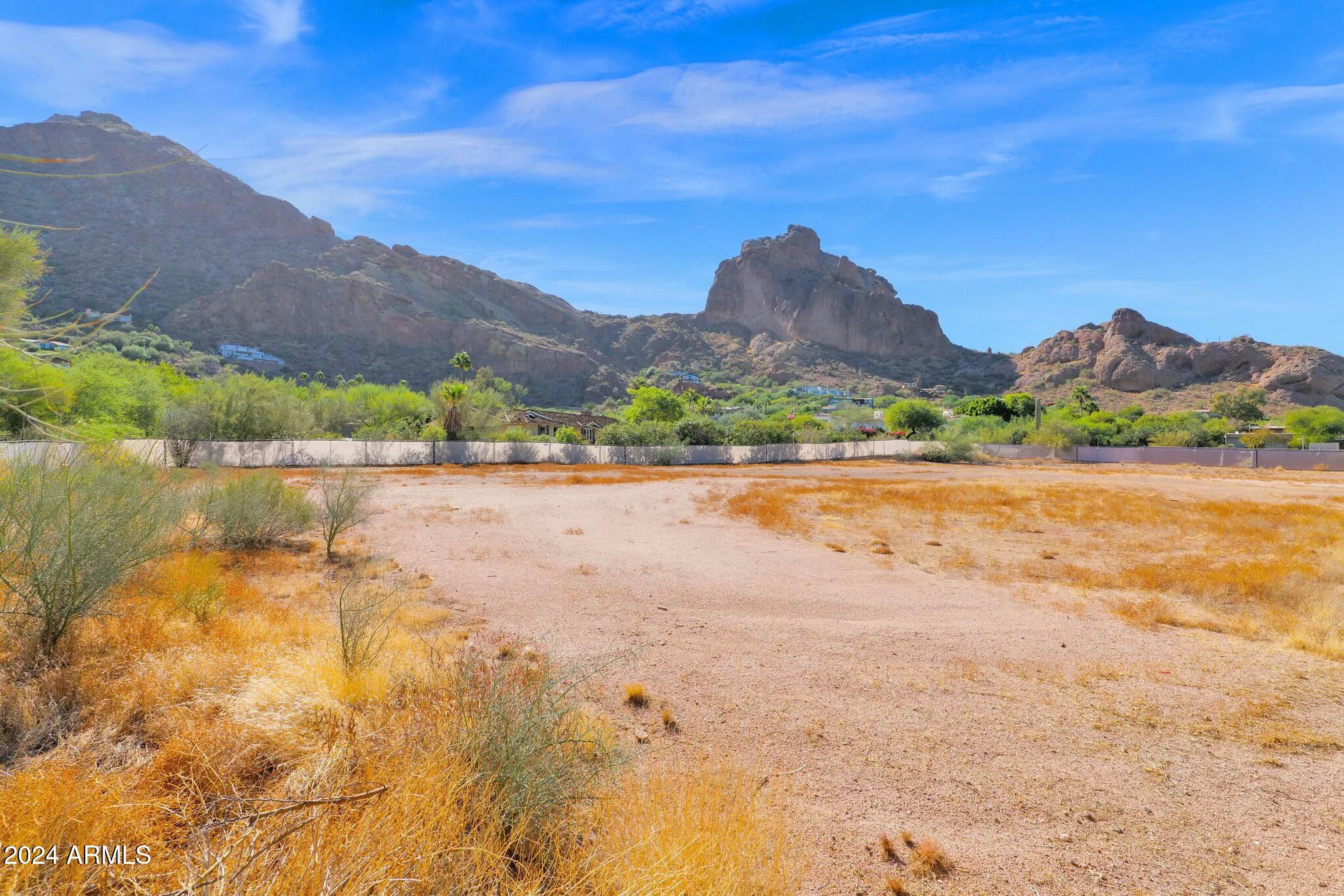 Stone Canyon - Land