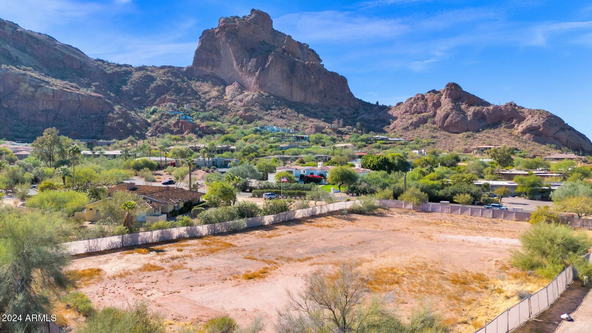 Stone Canyon - Land
