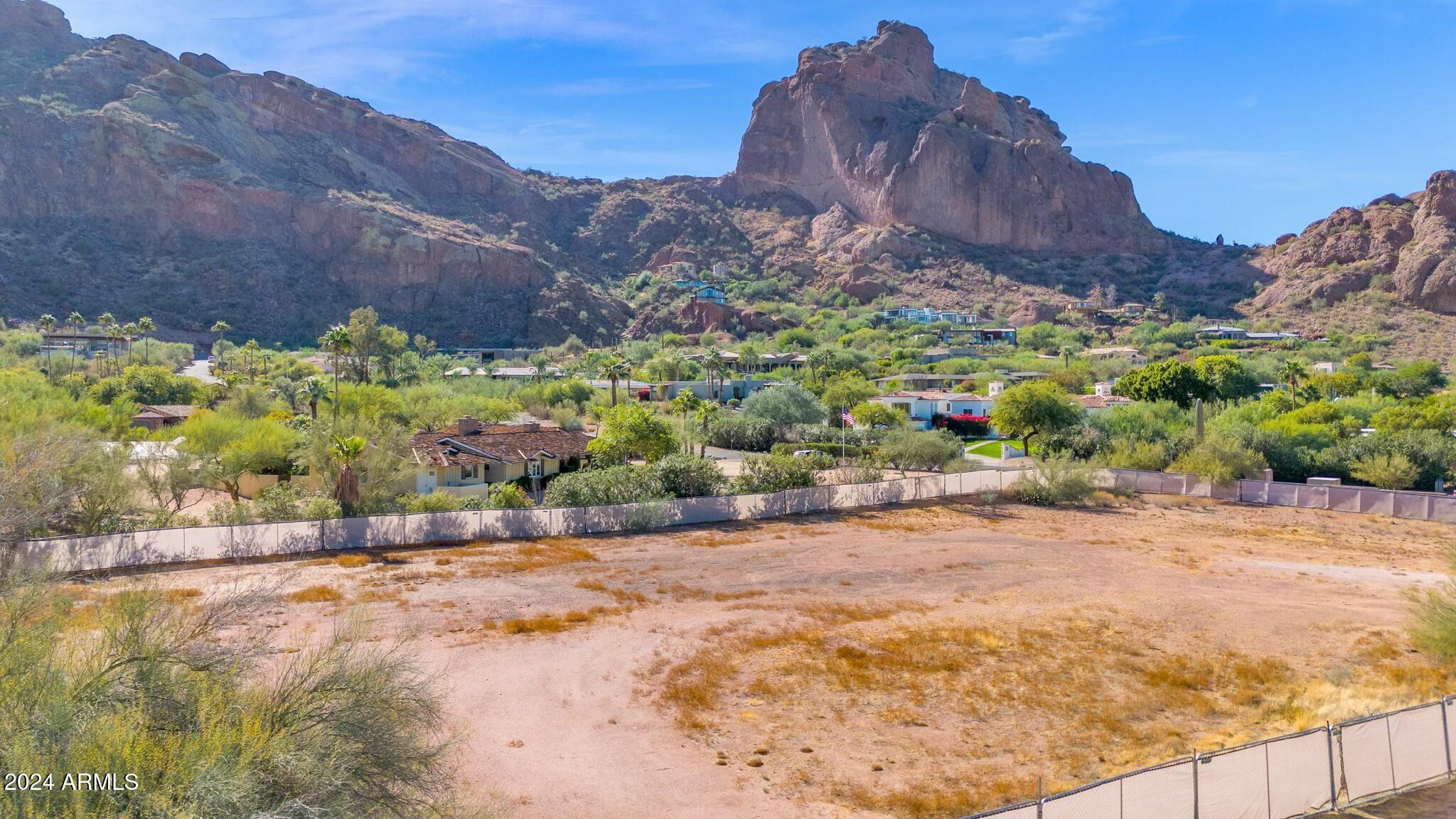 Stone Canyon - Land