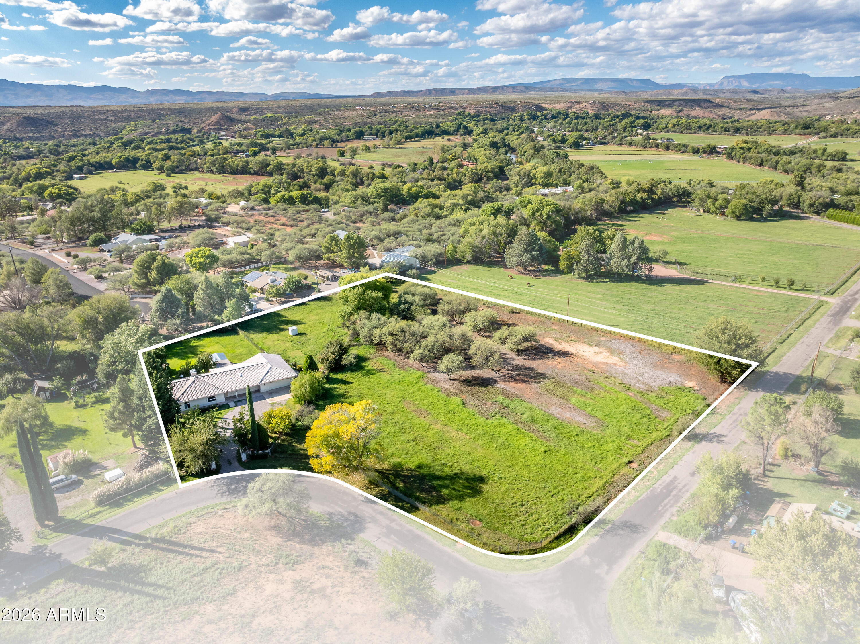 MEL GLO ESTATES - Residential
