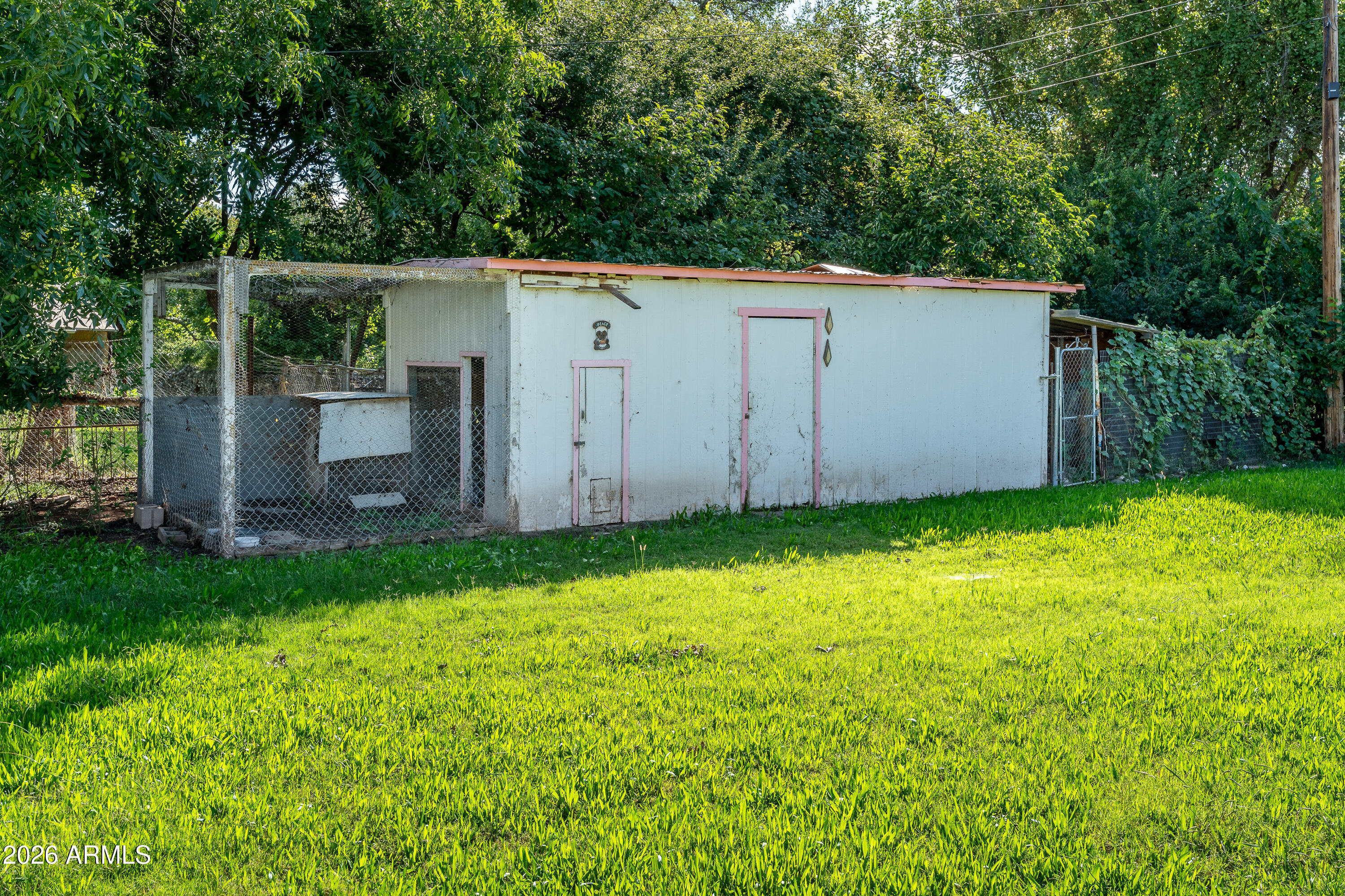 MEL GLO ESTATES - Residential