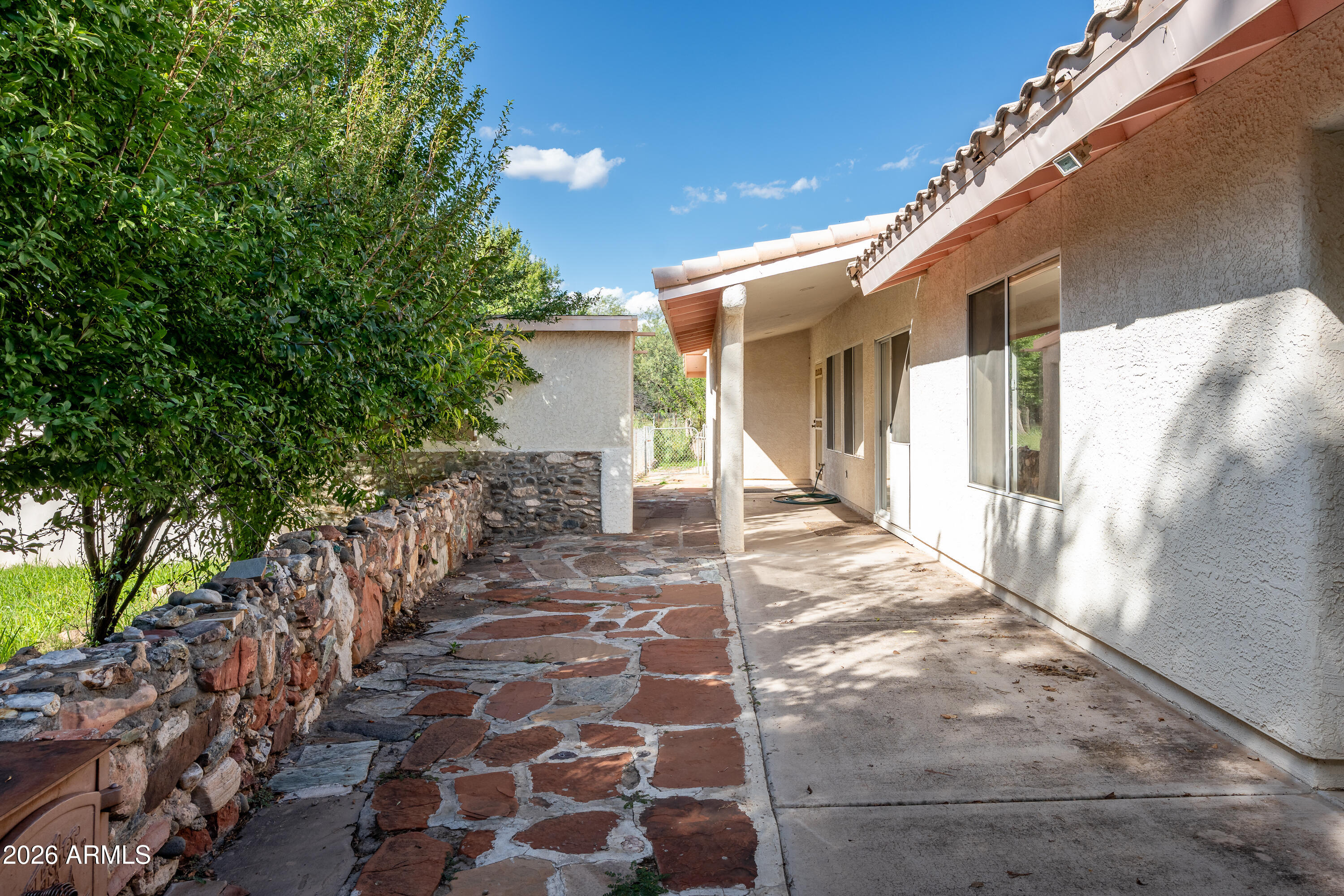 MEL GLO ESTATES - Residential