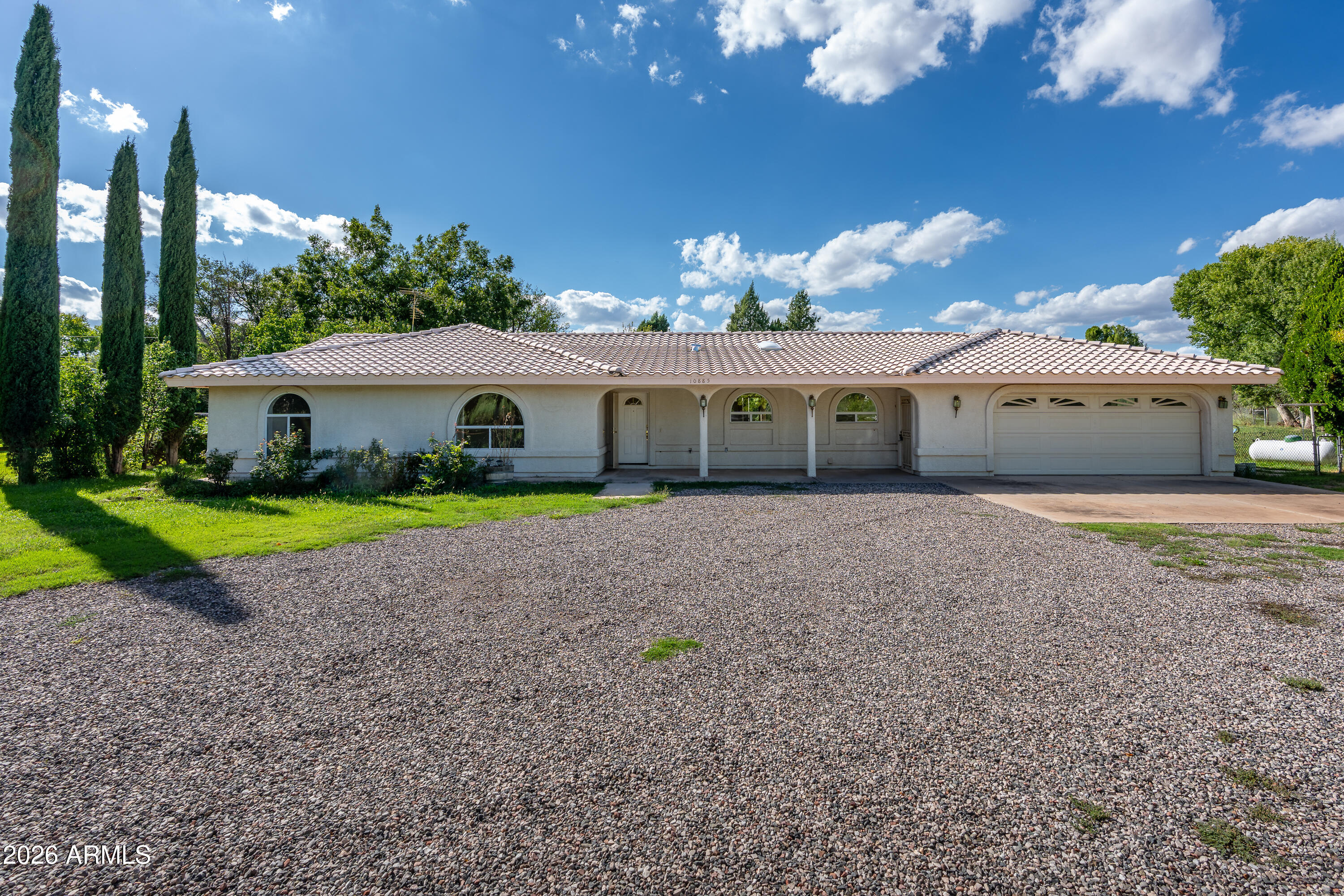 MEL GLO ESTATES - Residential