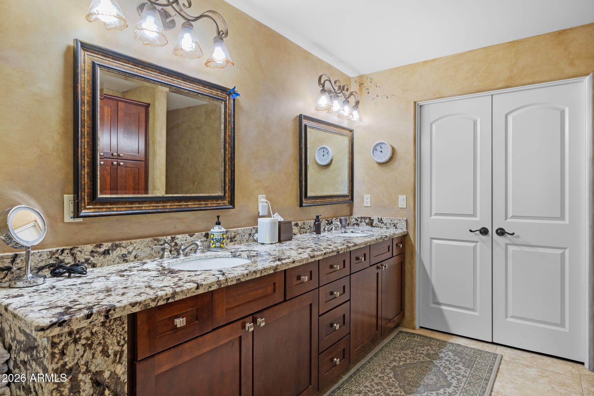 MONTACINO CAREFREE CONDOMINIUM - Residential