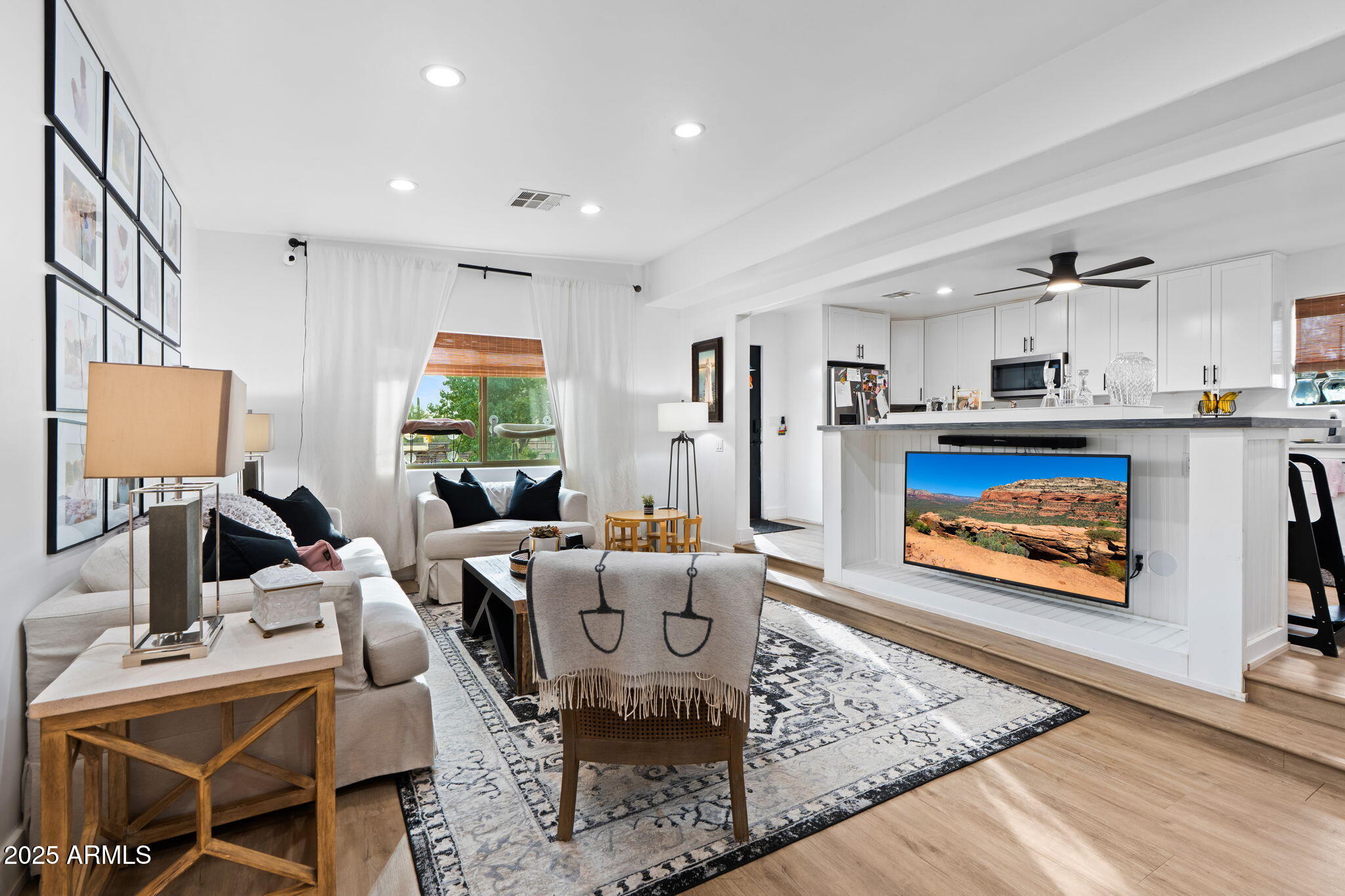 CUSTOM SCOTTSDALE RANCH - Residential