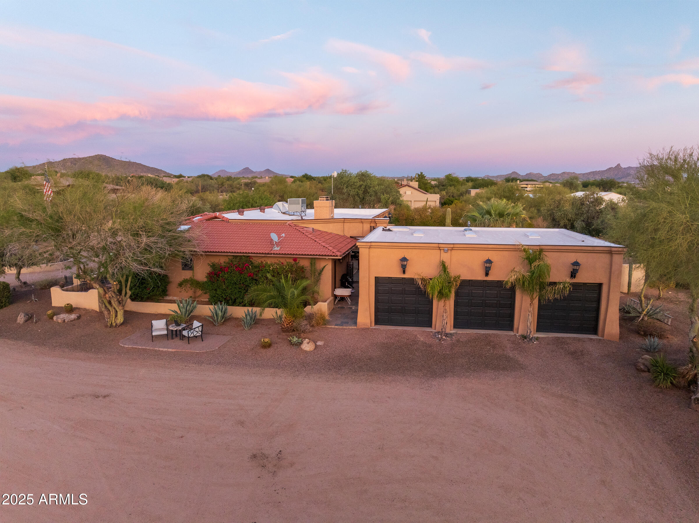 CUSTOM SCOTTSDALE RANCH - Residential
