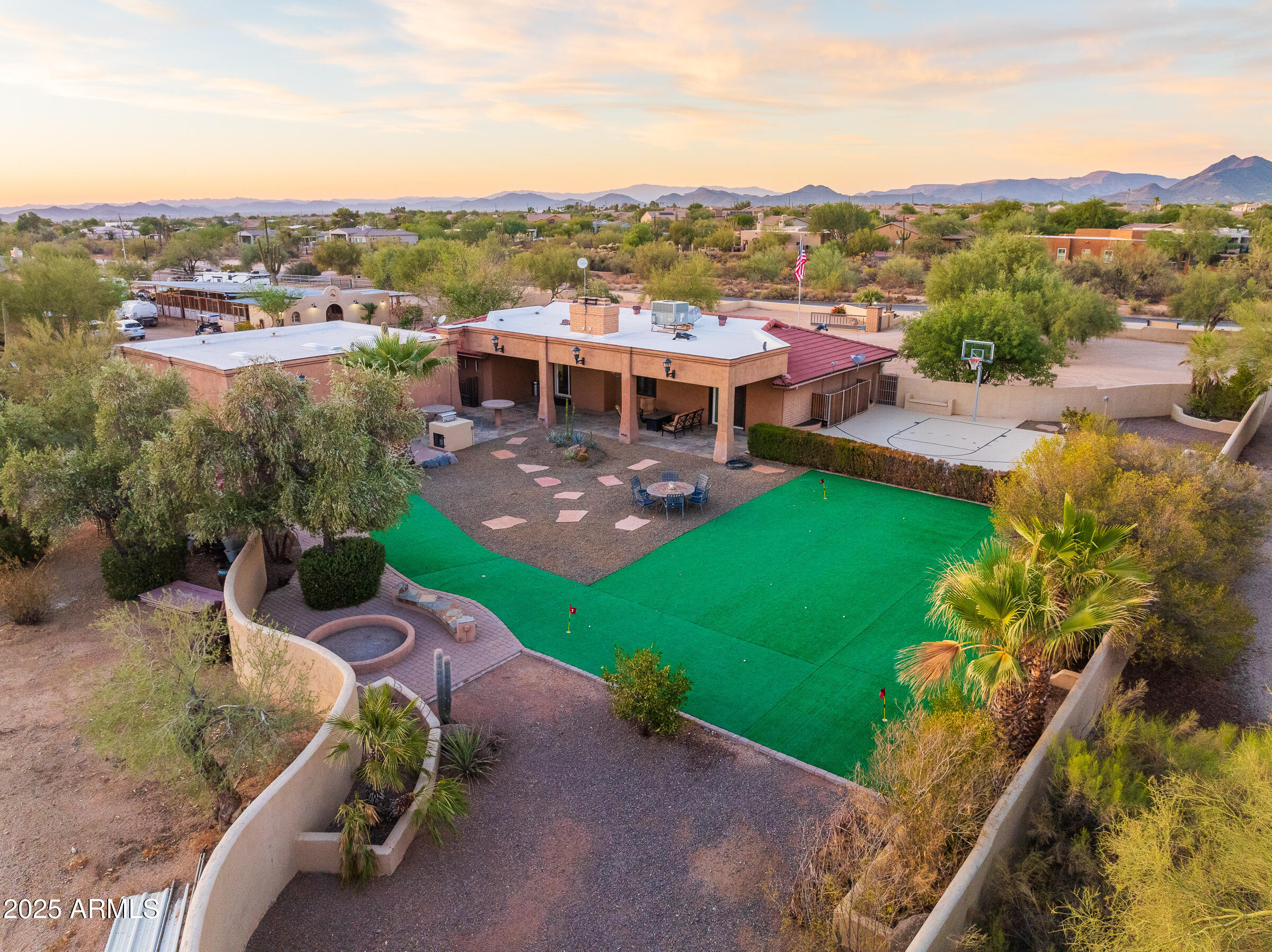 CUSTOM SCOTTSDALE RANCH - Residential