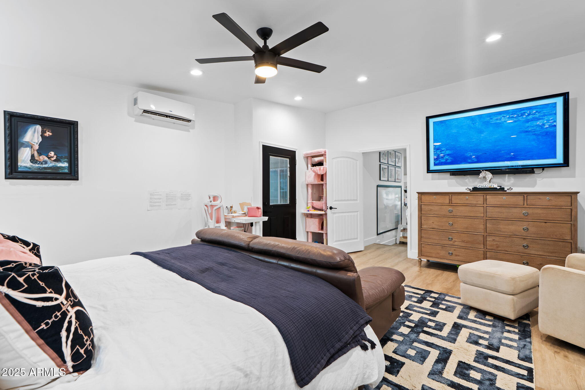 CUSTOM SCOTTSDALE RANCH - Residential
