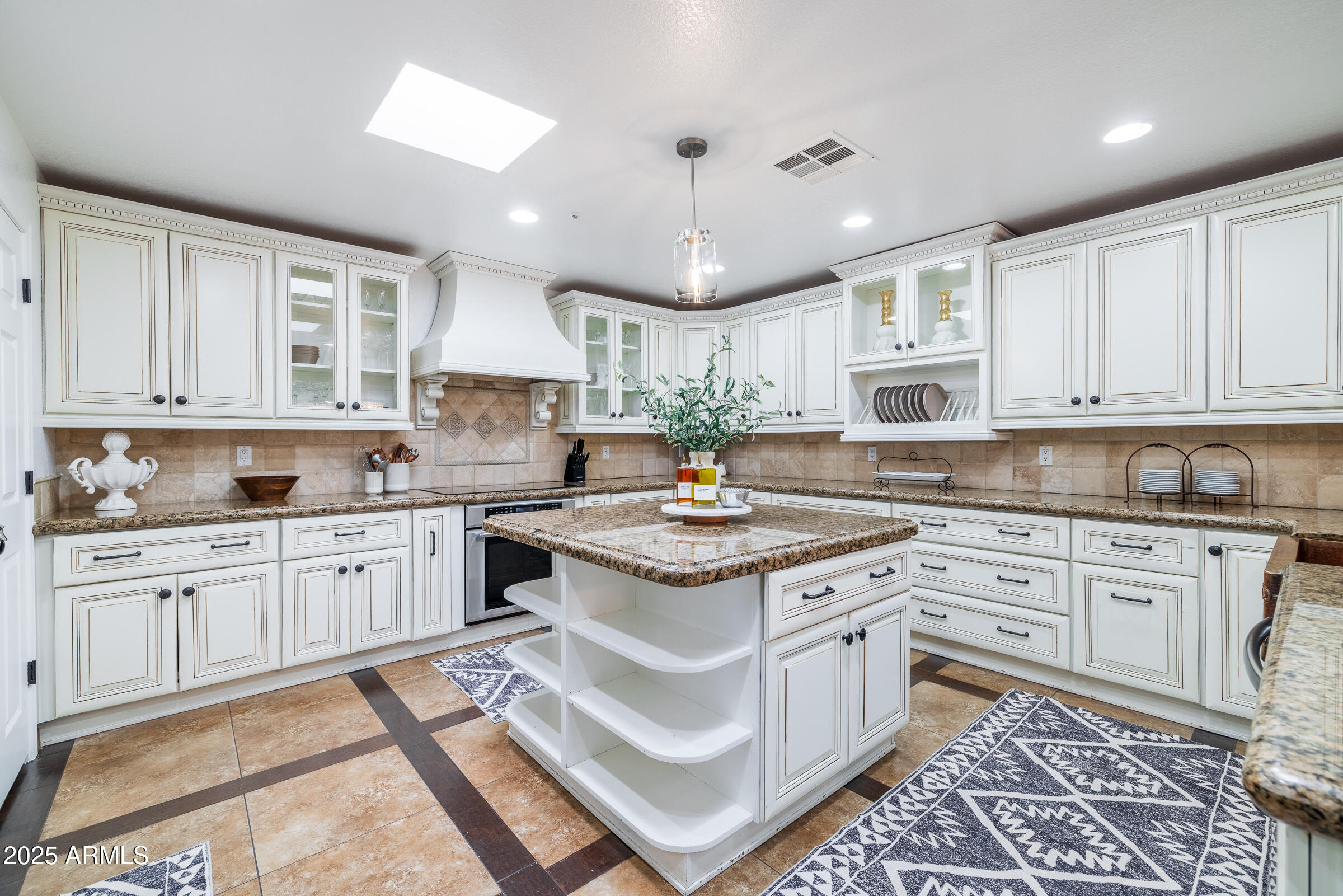 CUSTOM SCOTTSDALE RANCH - Residential