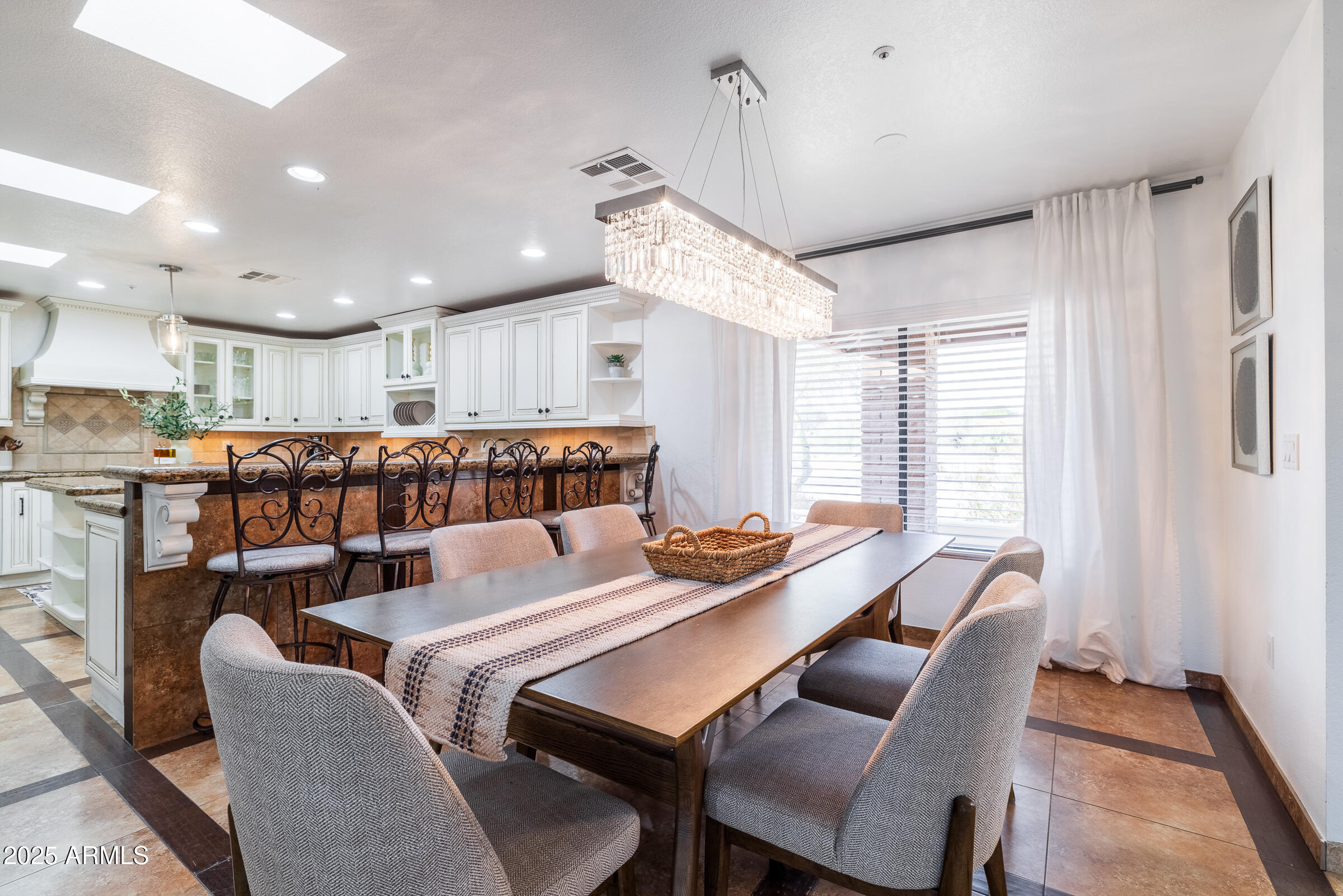 CUSTOM SCOTTSDALE RANCH - Residential