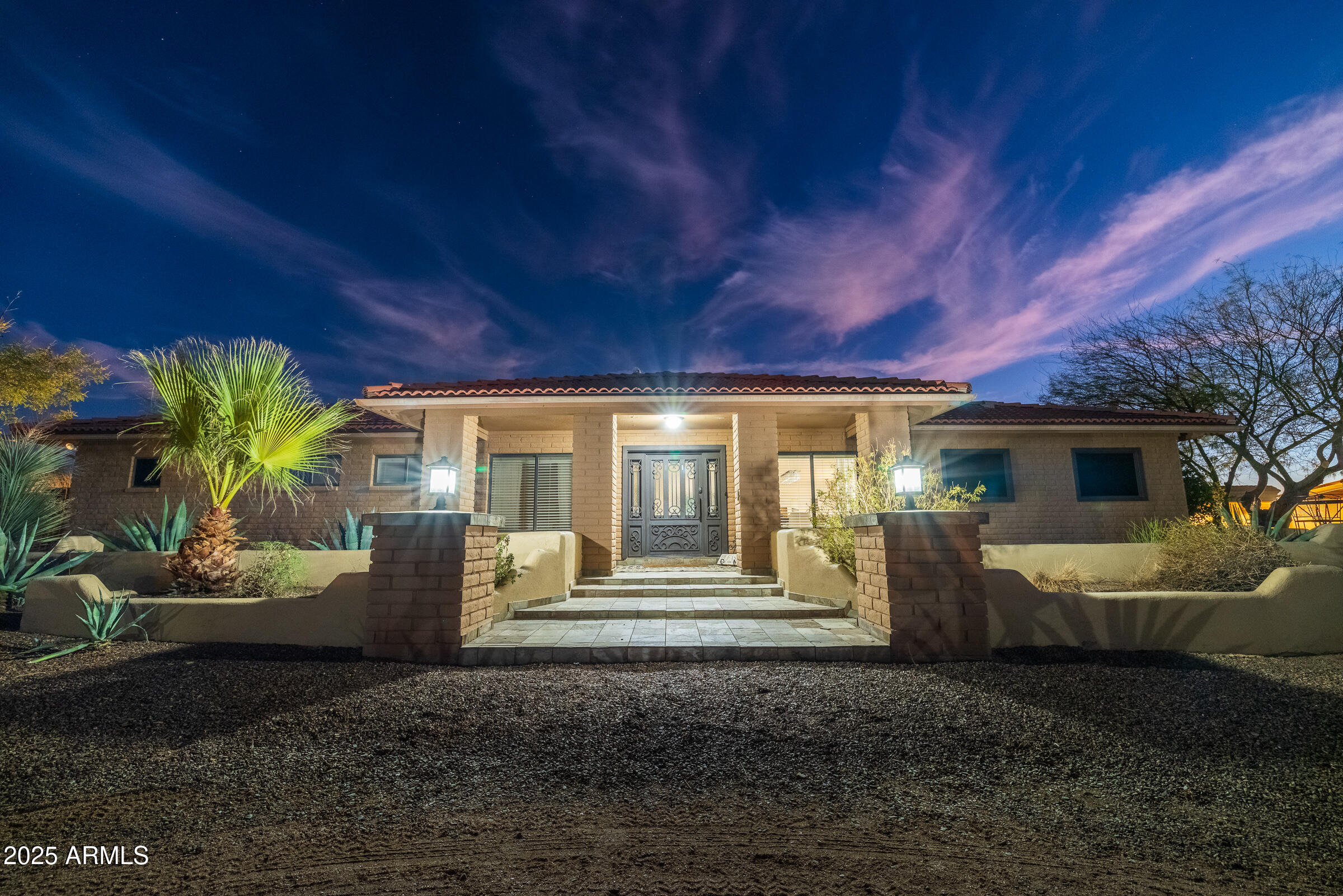 CUSTOM SCOTTSDALE RANCH - Residential