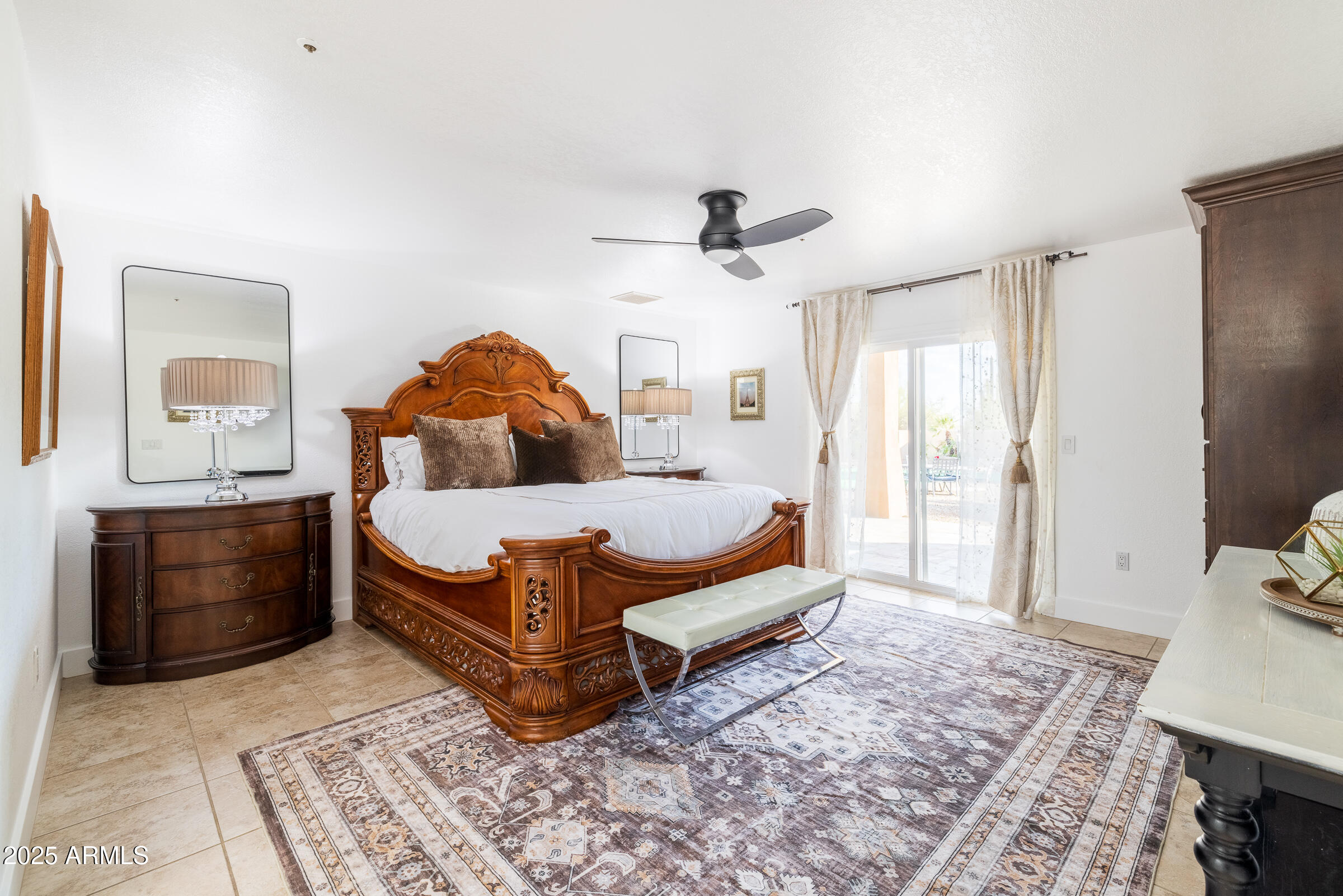 CUSTOM SCOTTSDALE RANCH - Residential