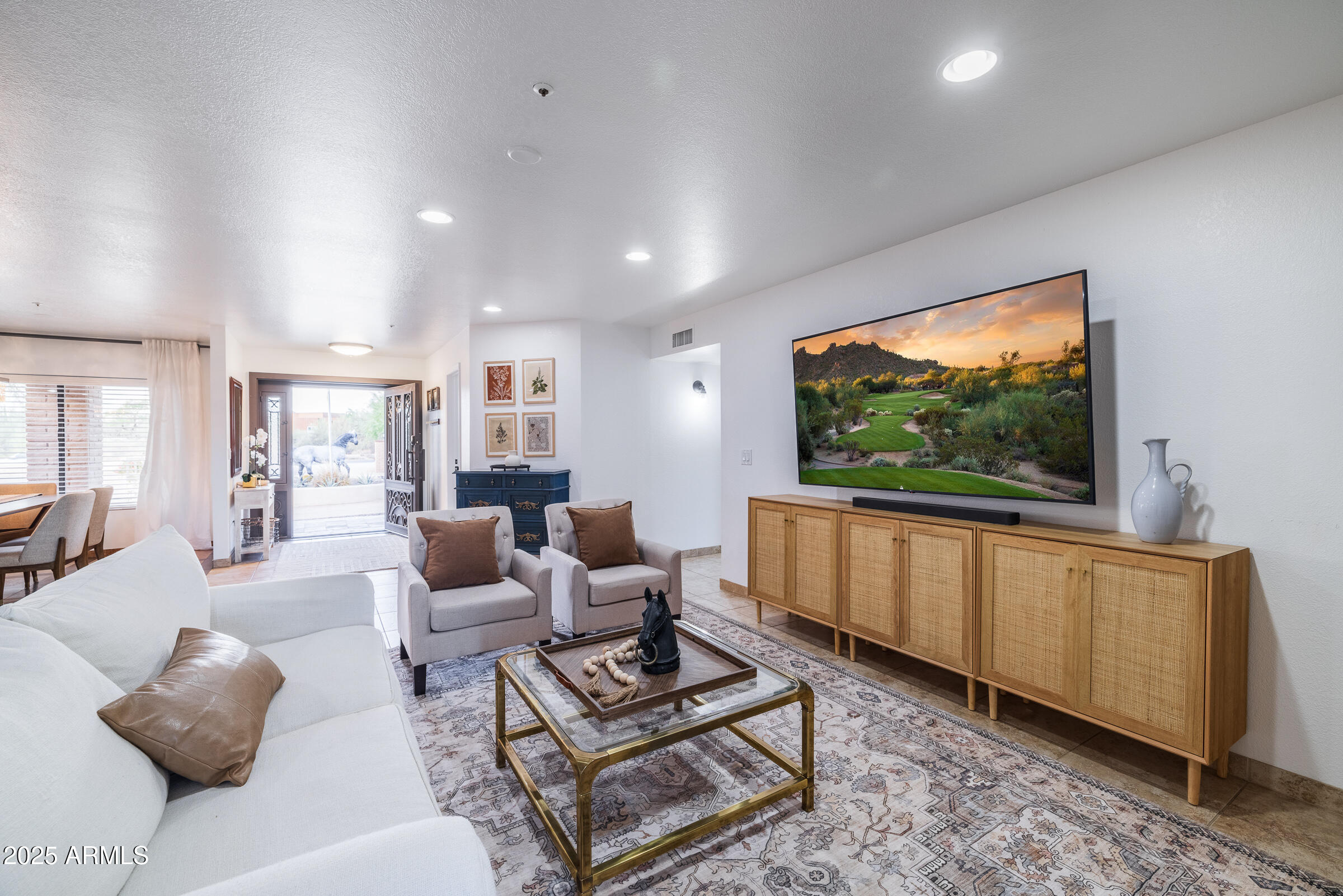 CUSTOM SCOTTSDALE RANCH - Residential