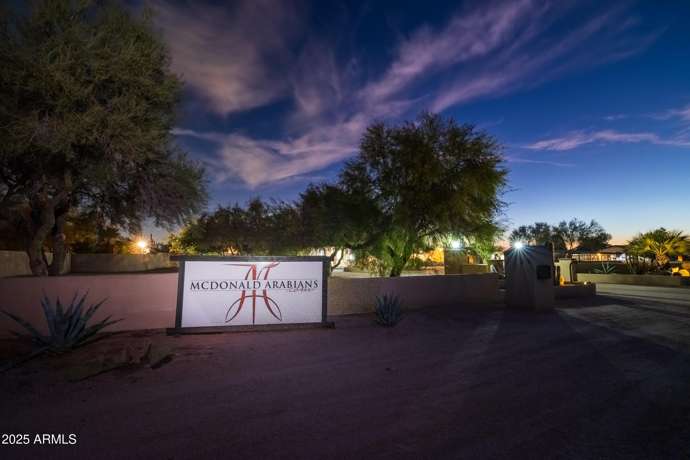 CUSTOM SCOTTSDALE RANCH - Residential