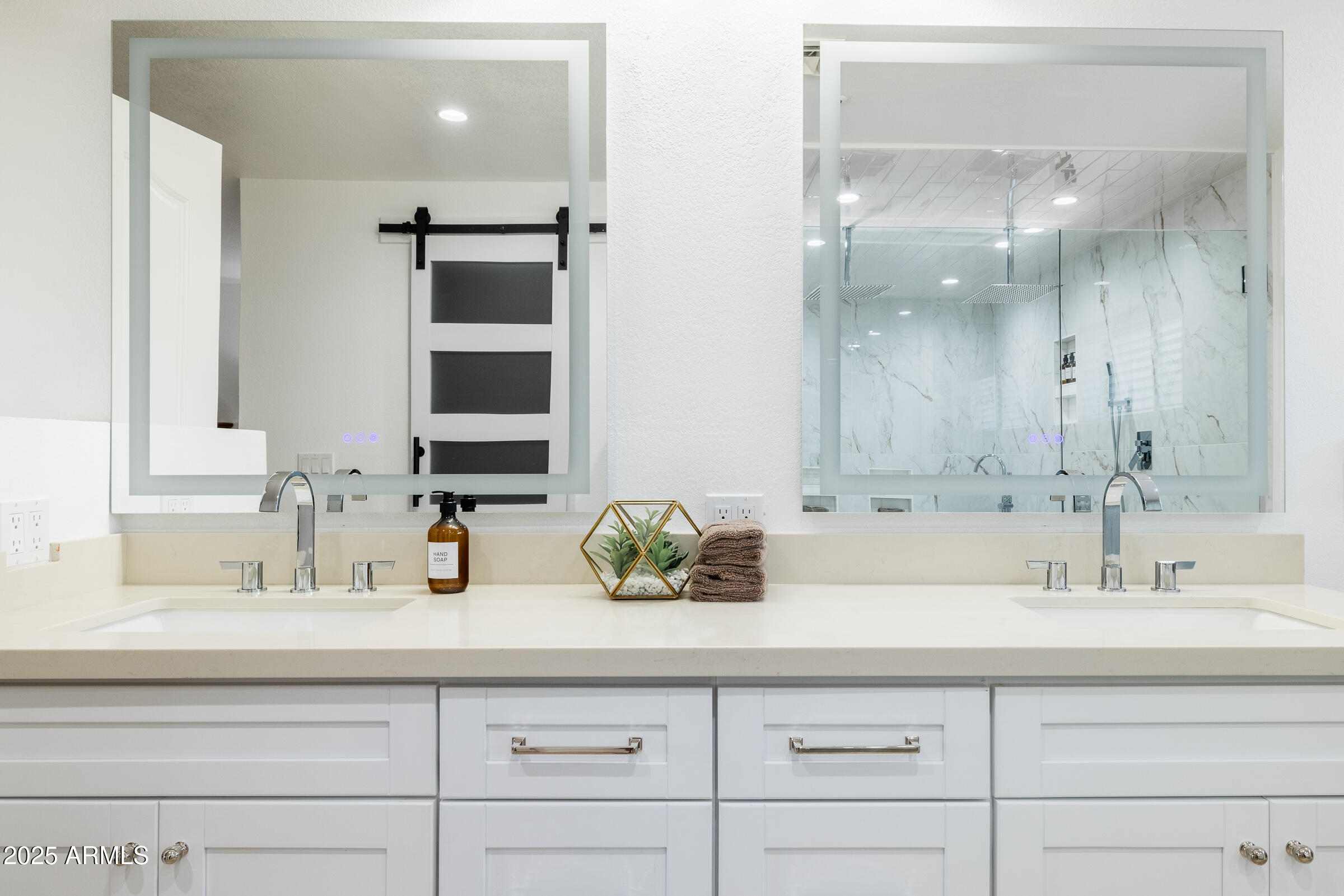 CUSTOM SCOTTSDALE RANCH - Residential