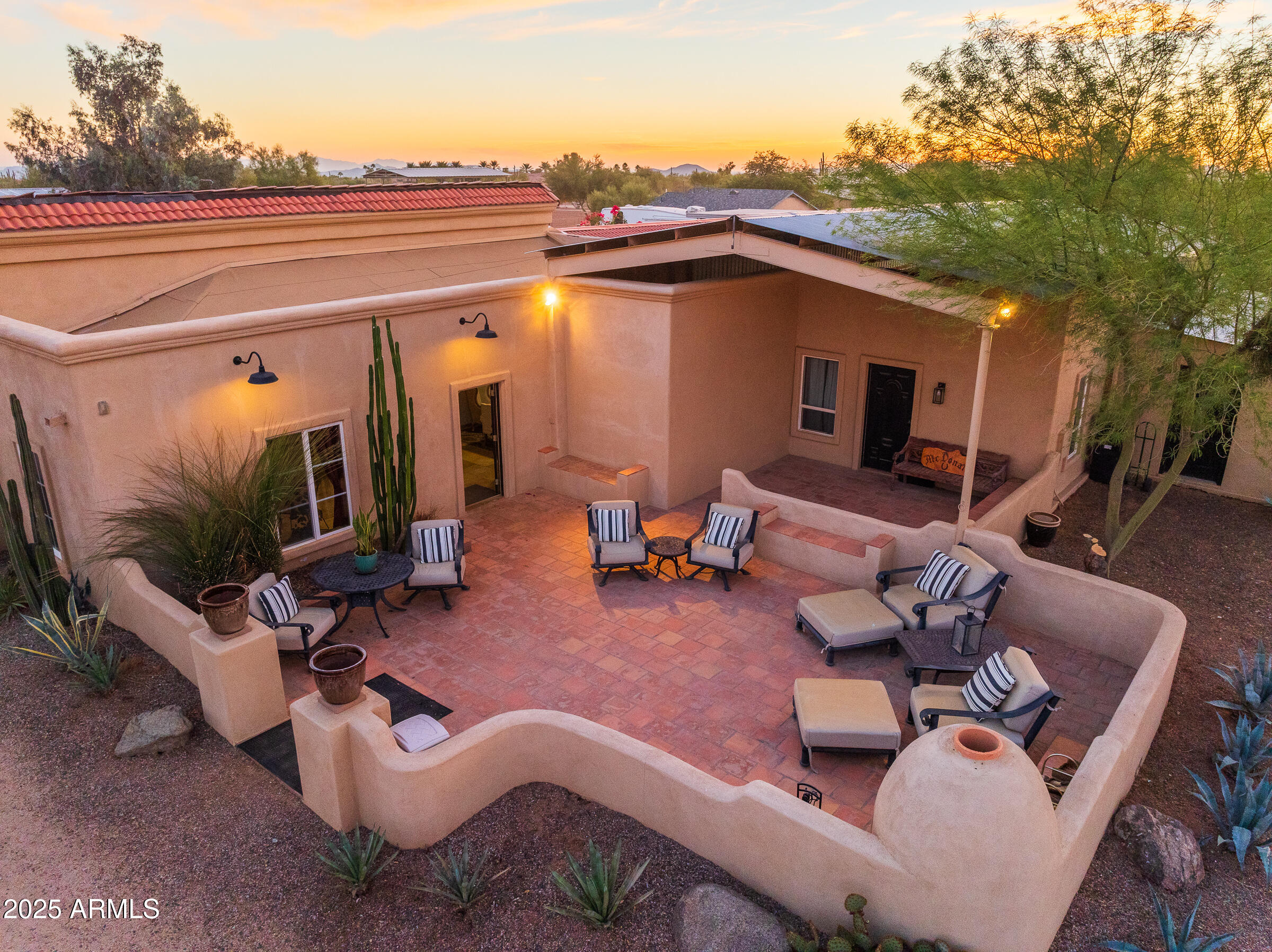 CUSTOM SCOTTSDALE RANCH - Residential