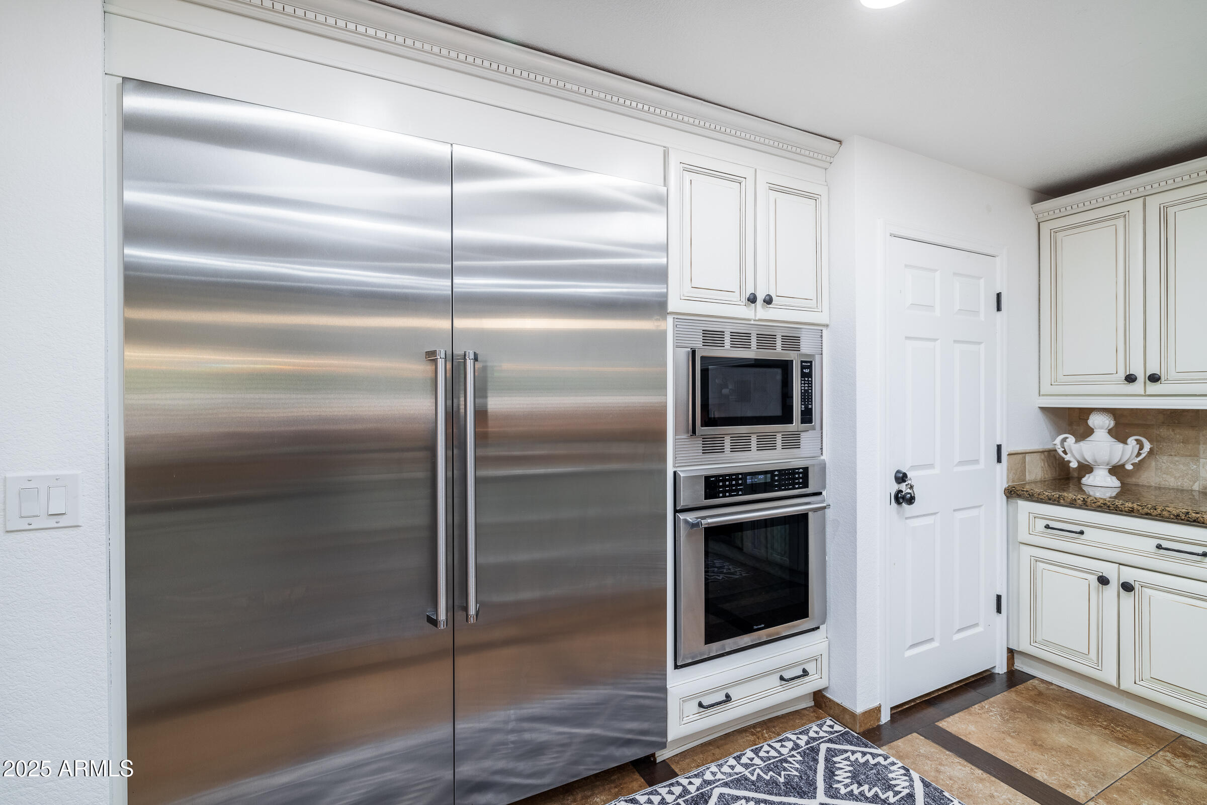 CUSTOM SCOTTSDALE RANCH - Residential