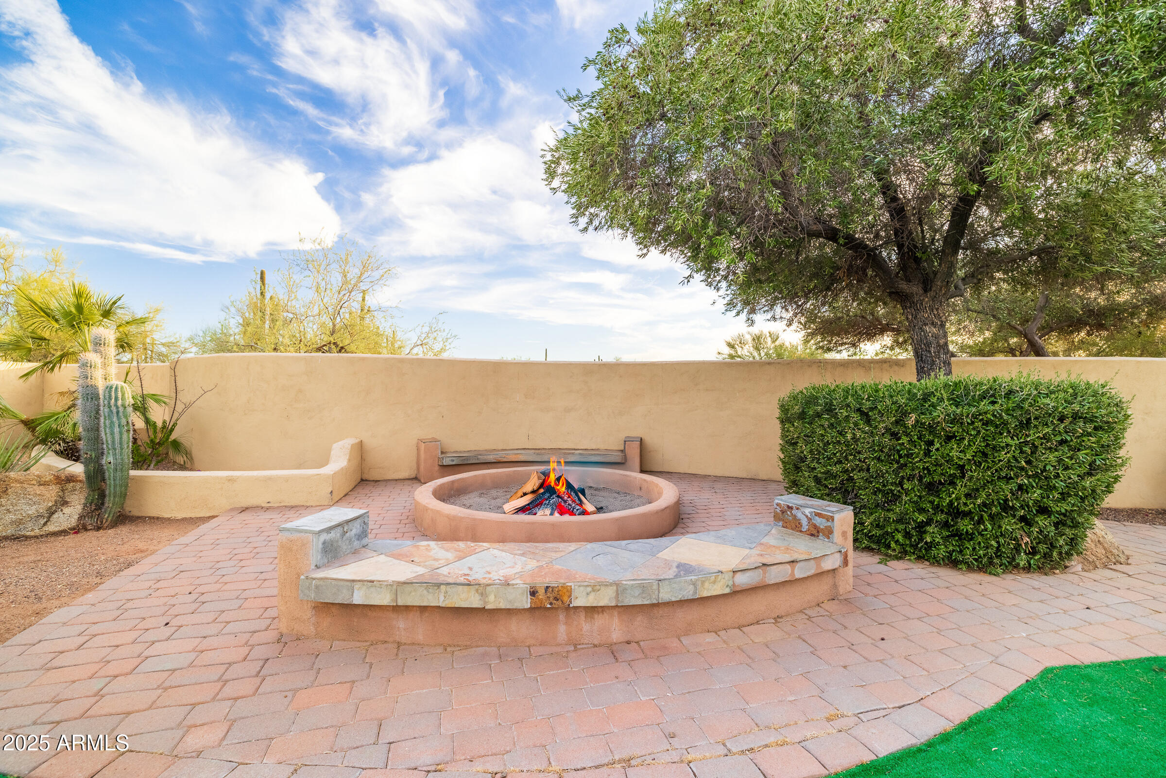 CUSTOM SCOTTSDALE RANCH - Residential