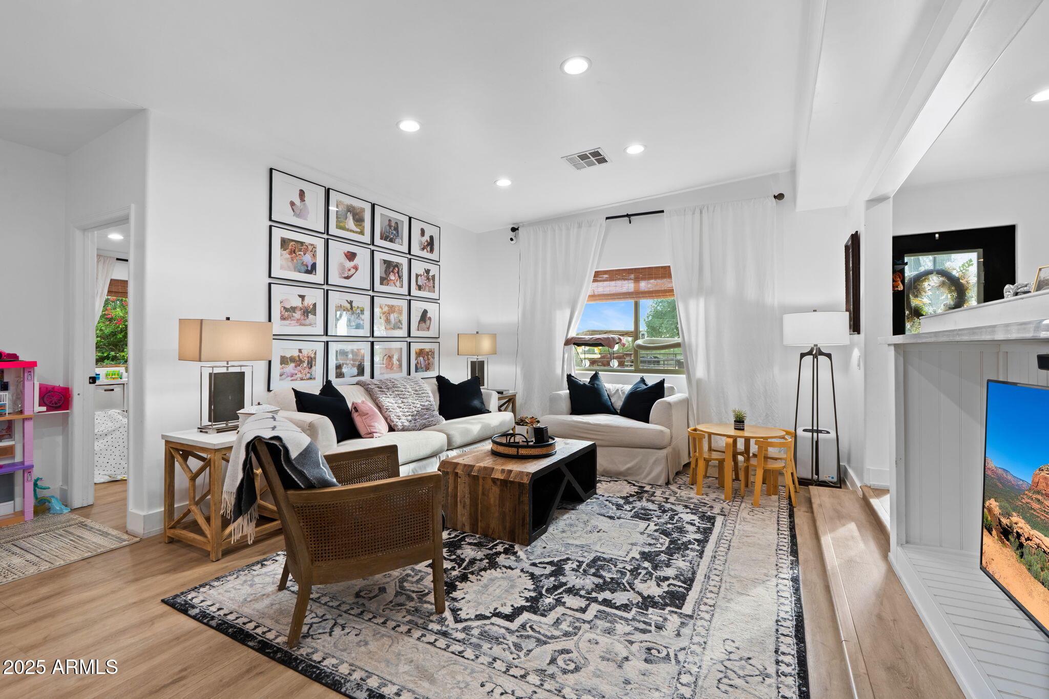 CUSTOM SCOTTSDALE RANCH - Residential