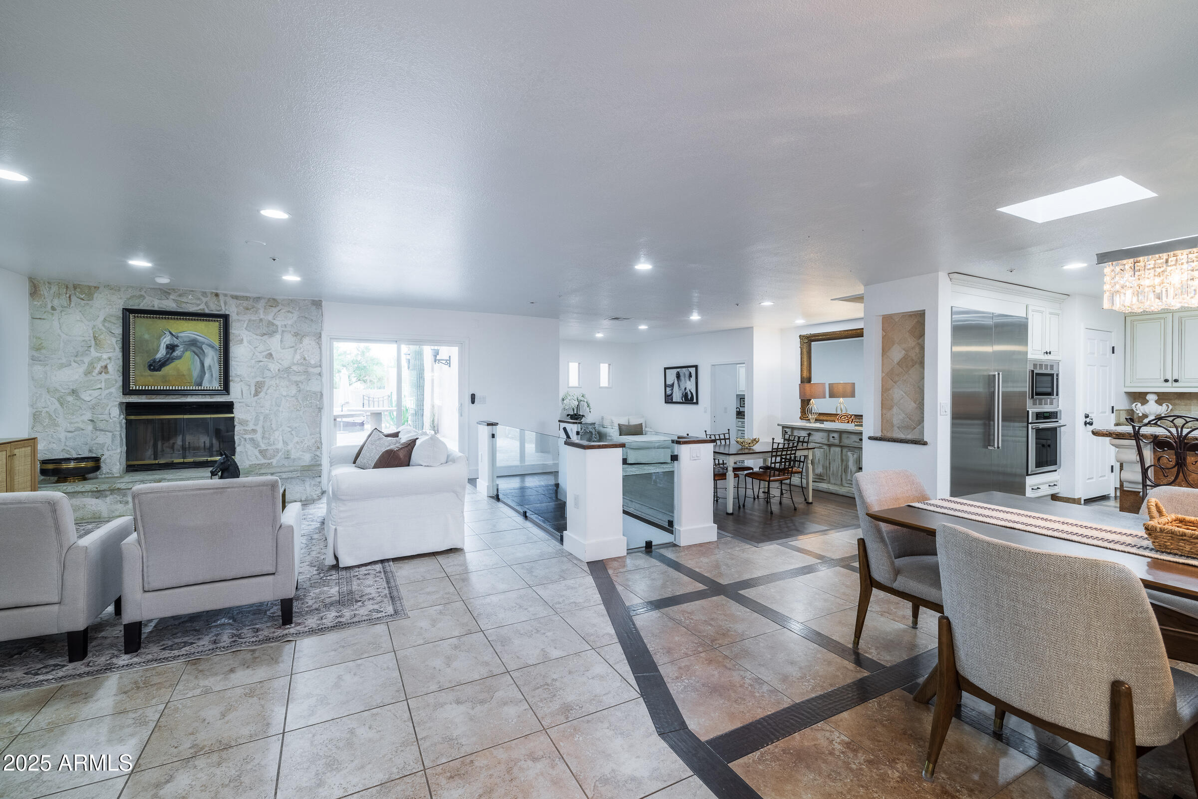 CUSTOM SCOTTSDALE RANCH - Residential