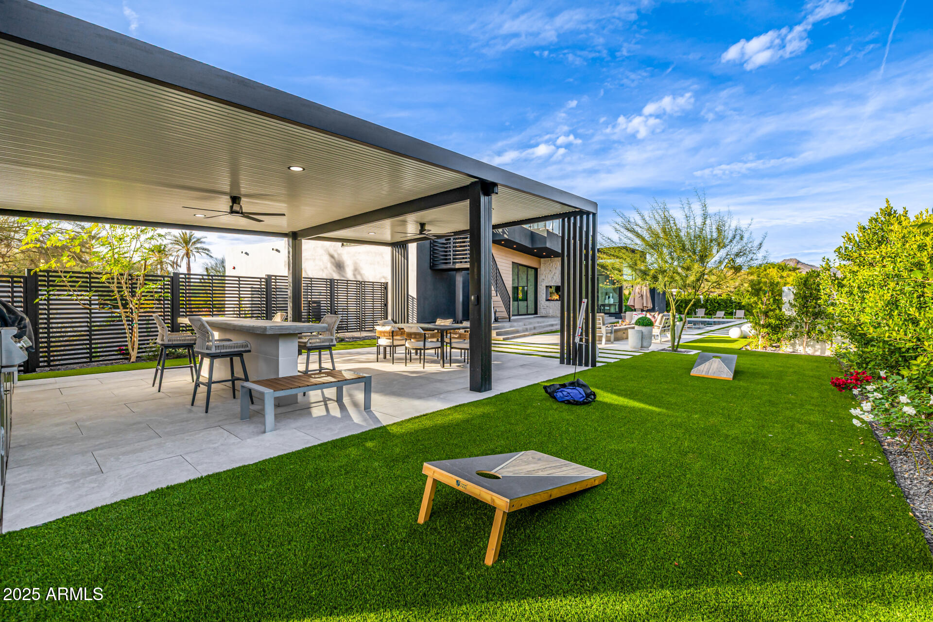 WHITE ESTATES AMD - Residential
