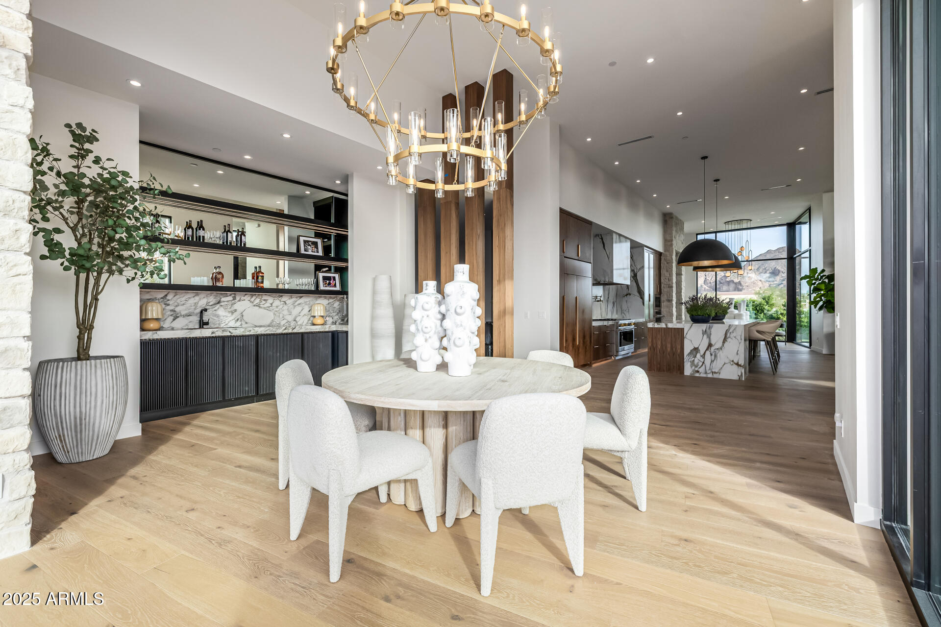 WHITE ESTATES AMD - Residential