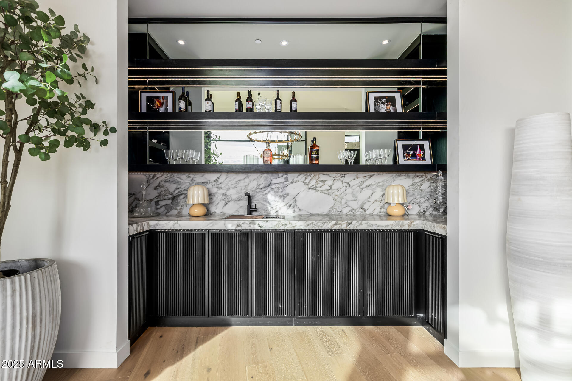 WHITE ESTATES AMD - Residential
