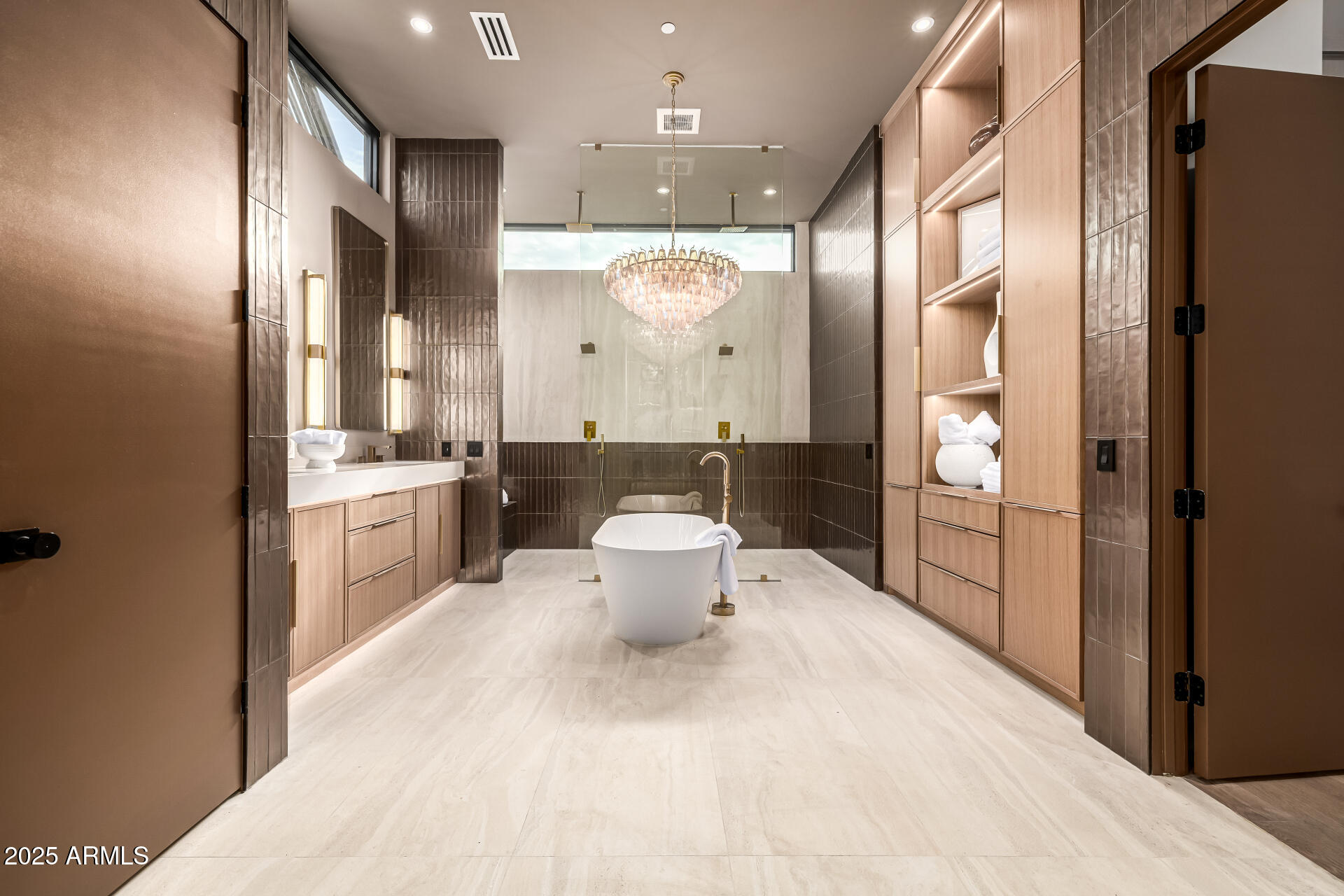 WHITE ESTATES AMD - Residential