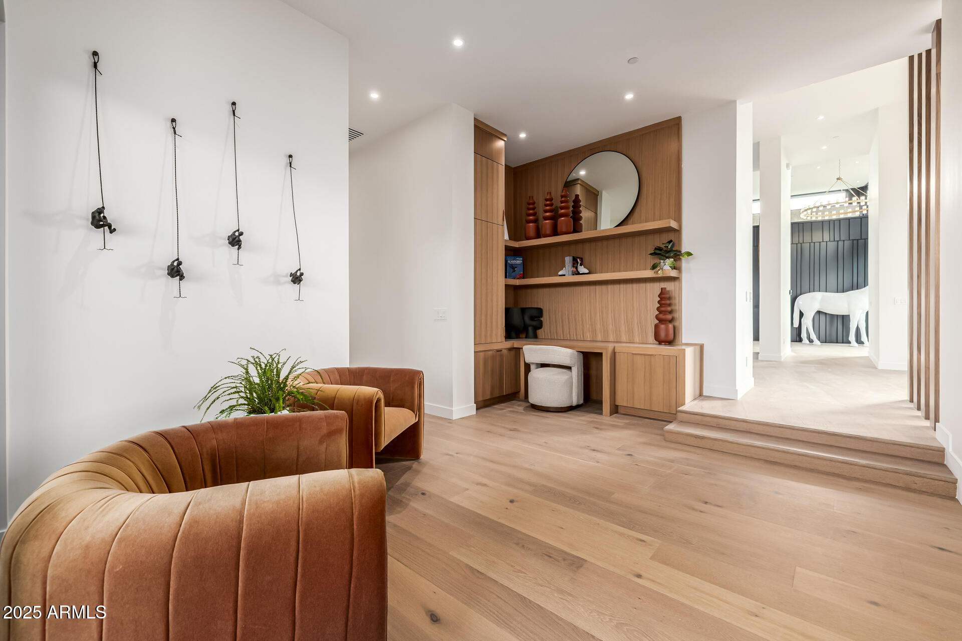 WHITE ESTATES AMD - Residential