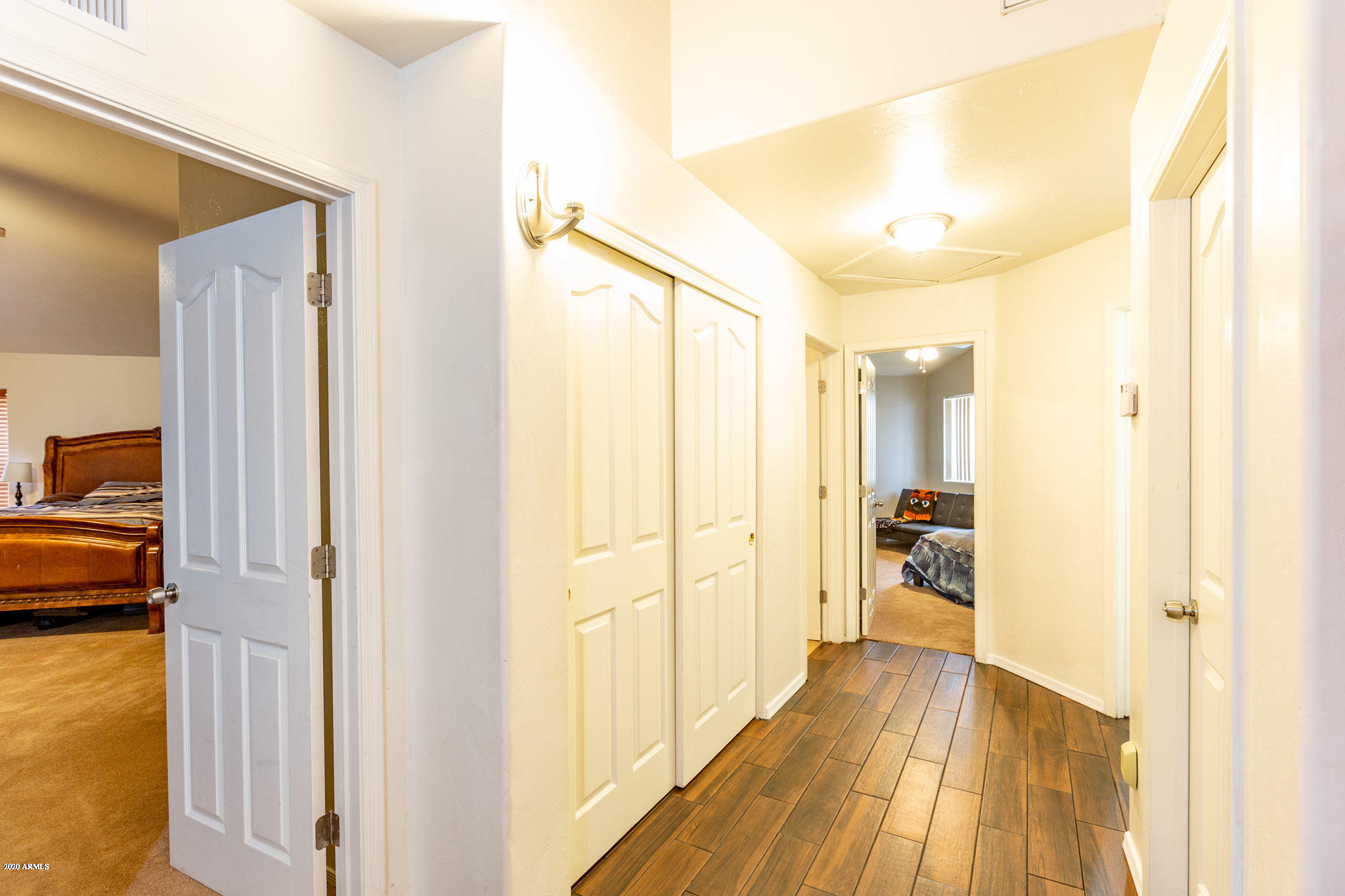 MOUNTAIN SHADOWS PHASE E - Residential