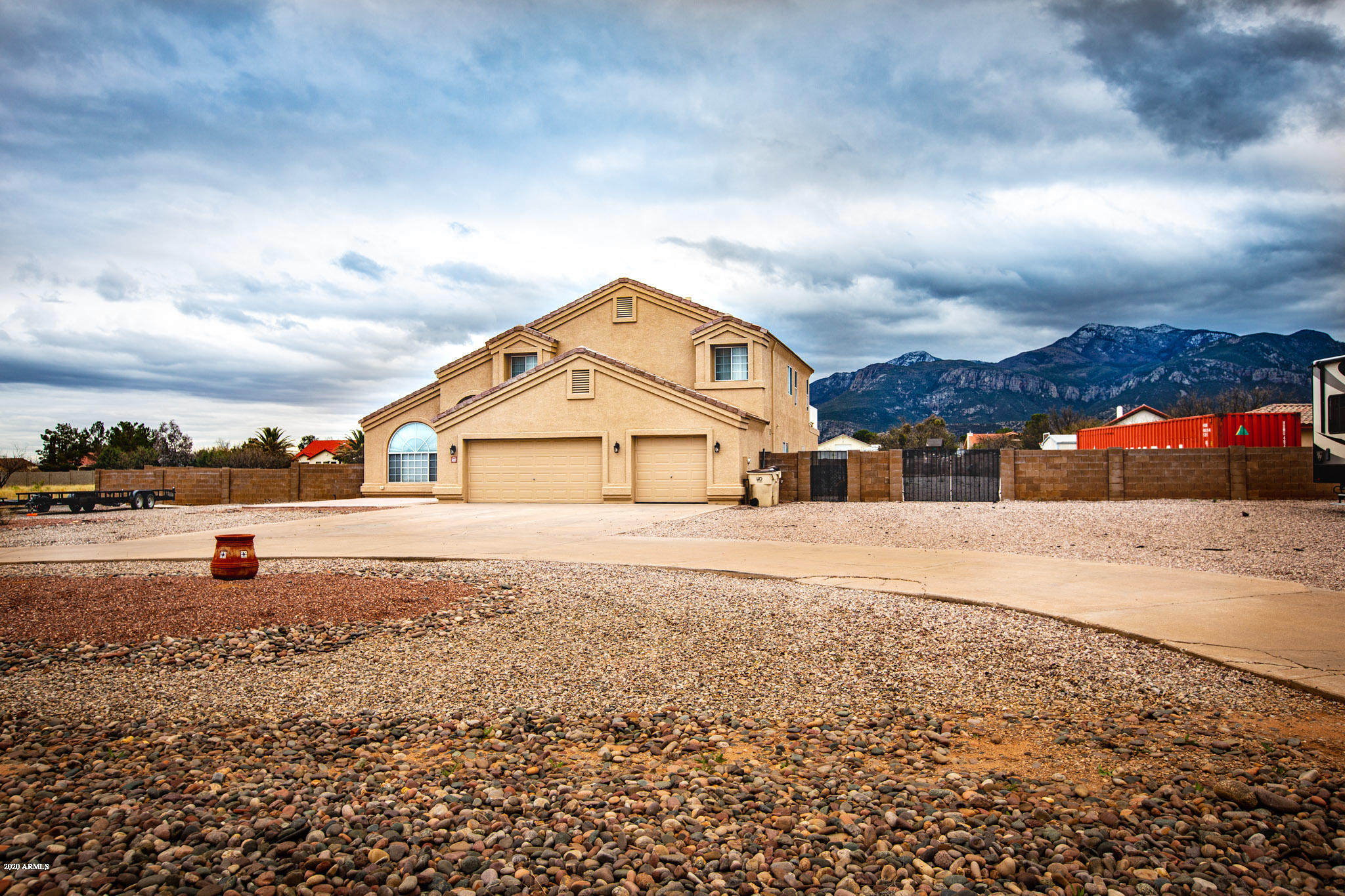 MOUNTAIN SHADOWS PHASE E - Residential