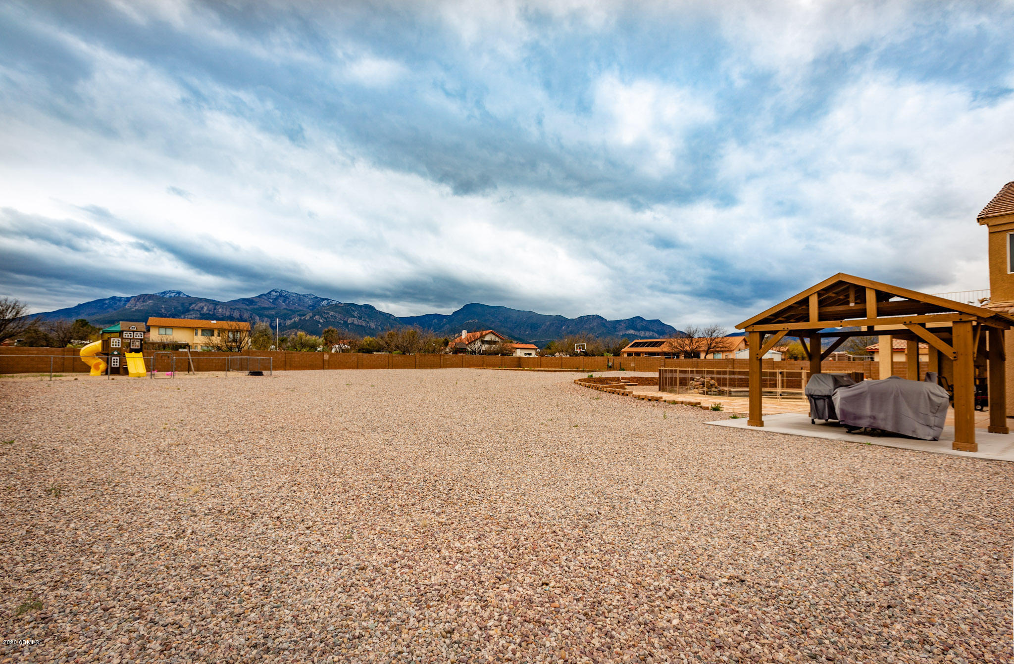 MOUNTAIN SHADOWS PHASE E - Residential