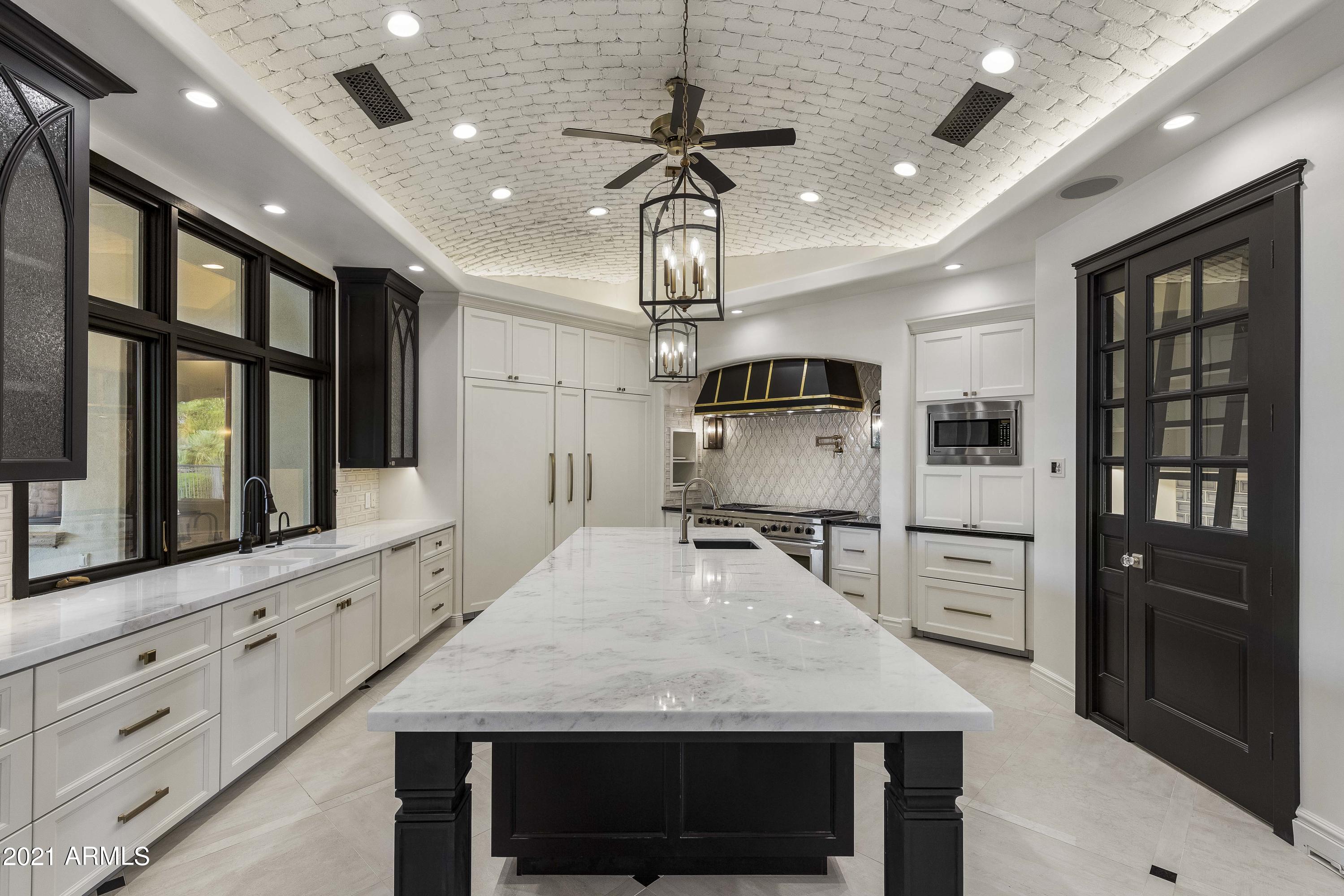 BAARS ESTATES - Residential