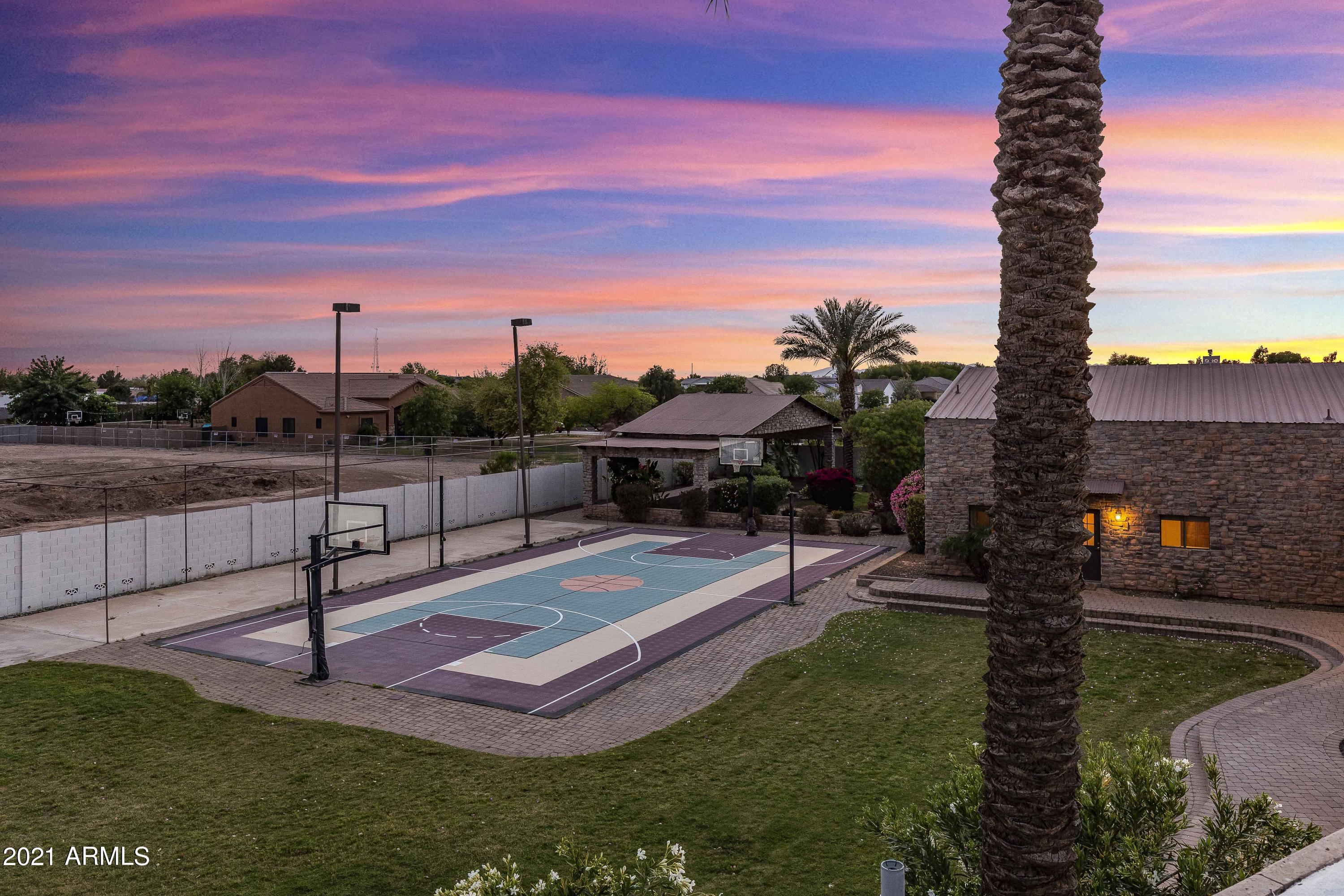 BAARS ESTATES - Residential