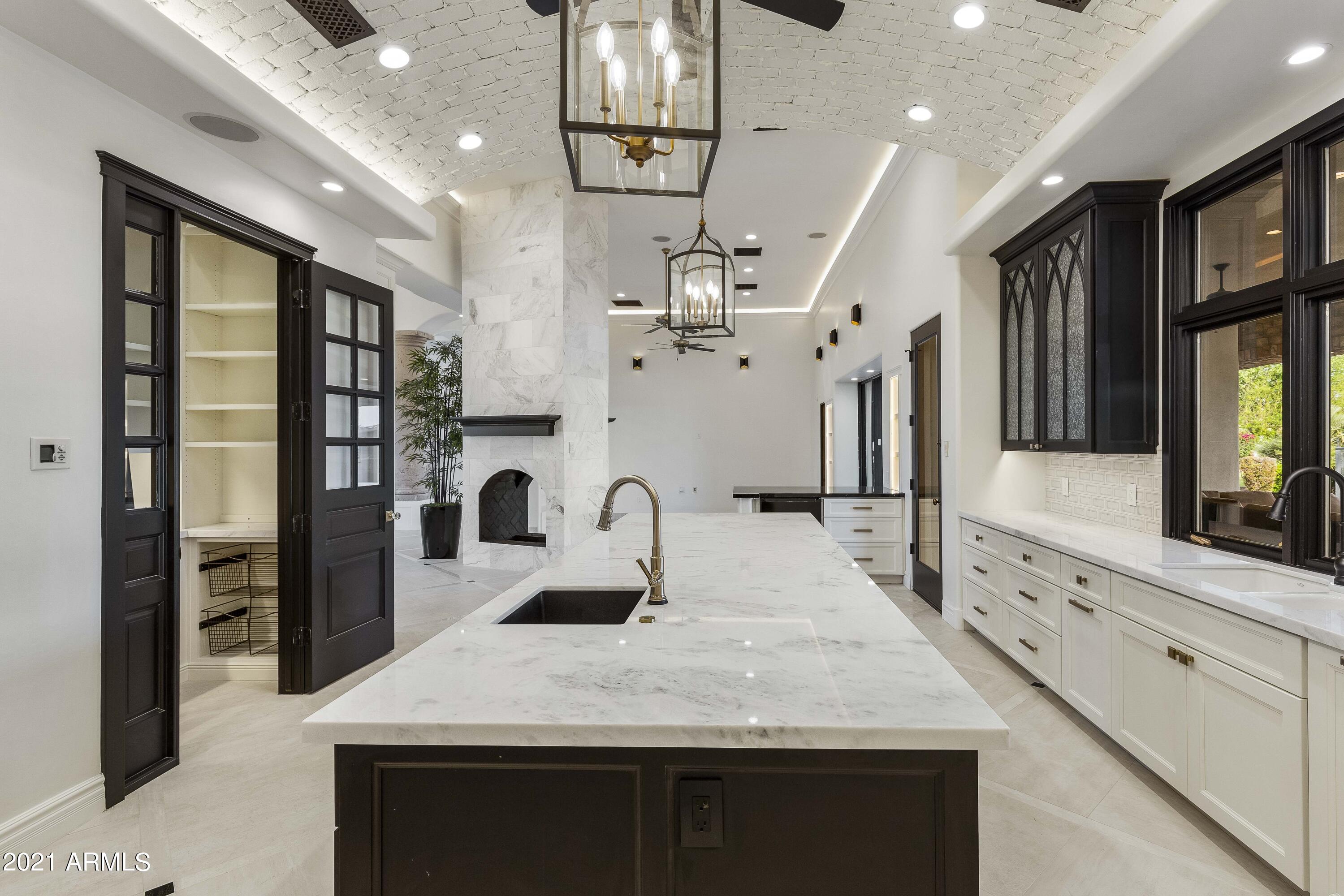 BAARS ESTATES - Residential