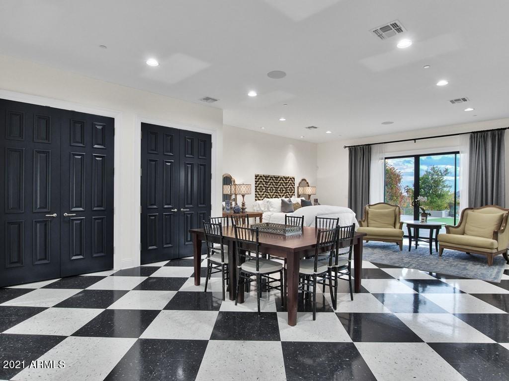 CLUB ESTATES - Residential
