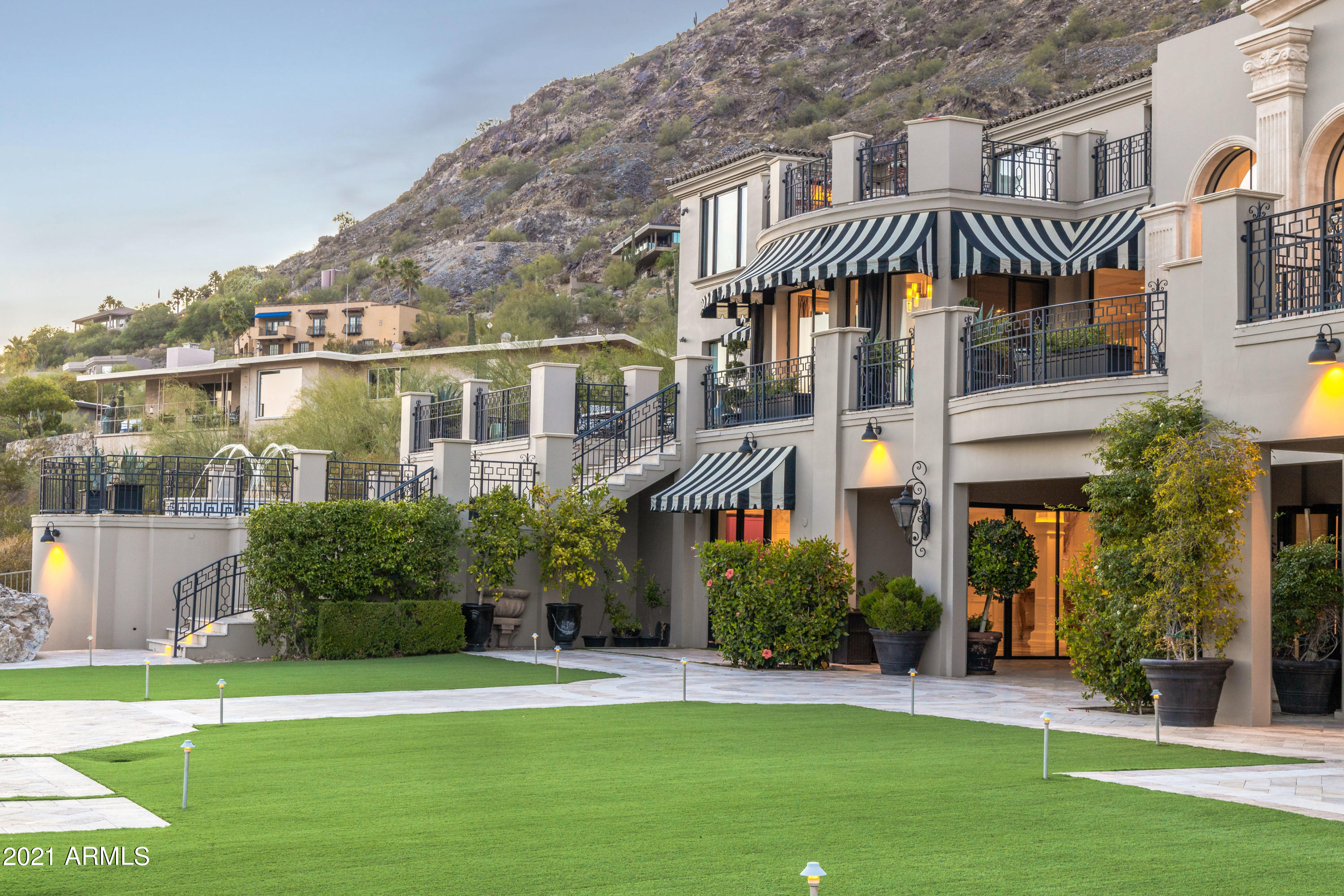 CLUB ESTATES - Residential